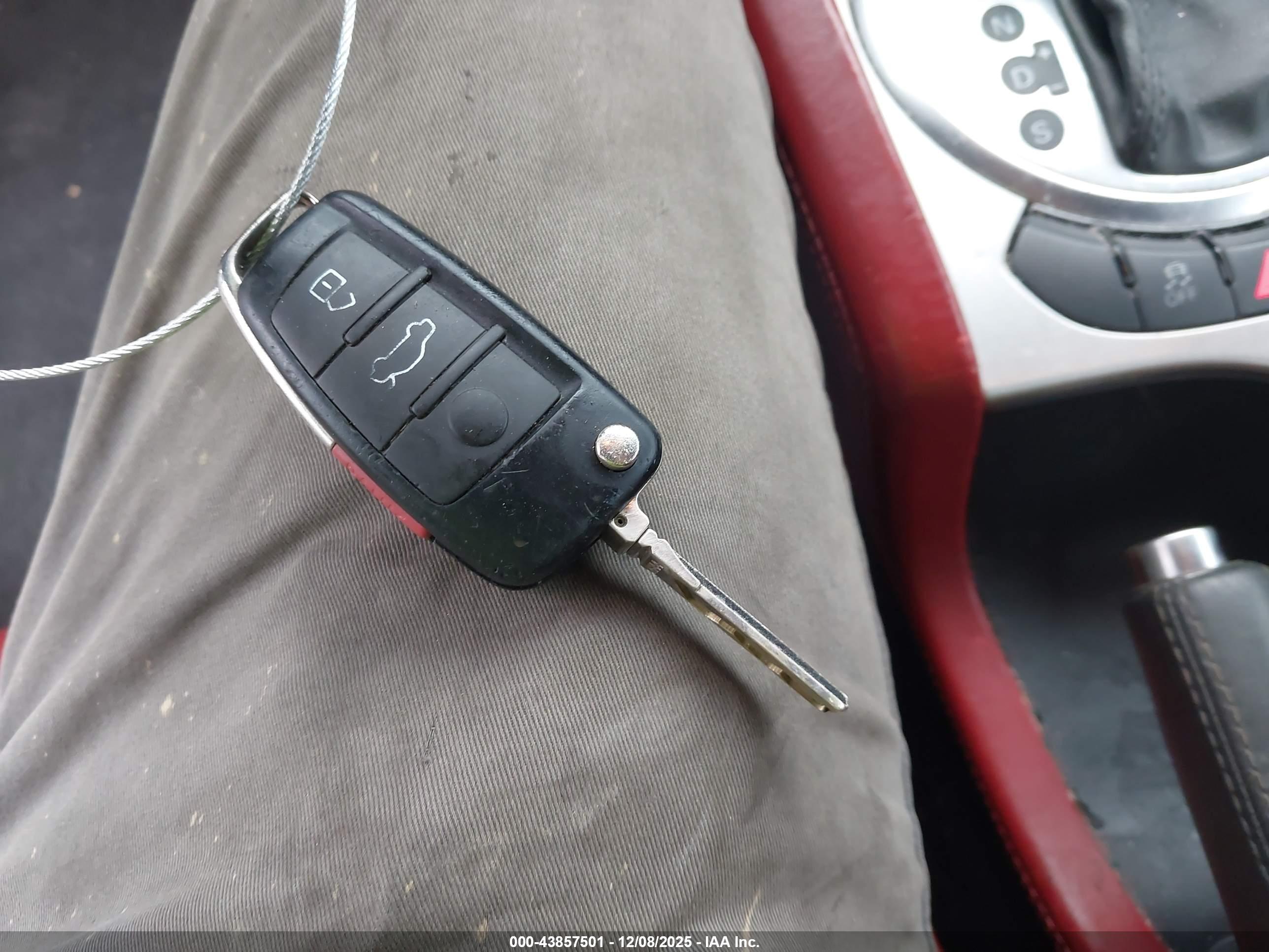 AUDI TT image 11
