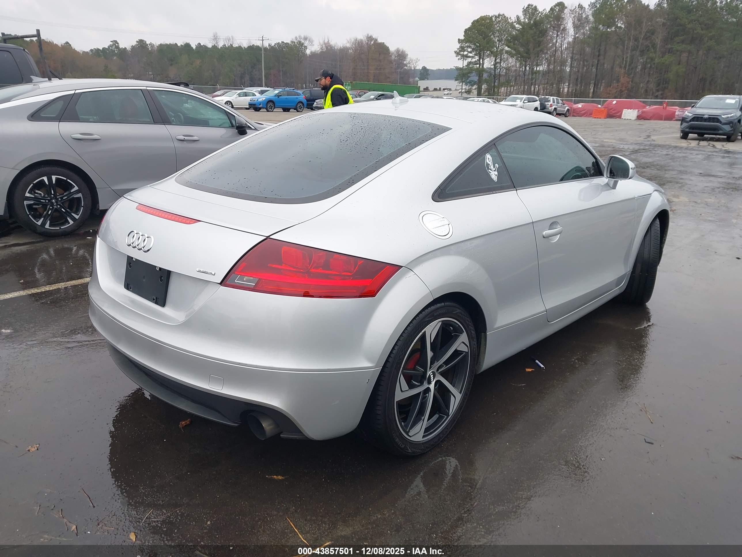 AUDI TT image 4