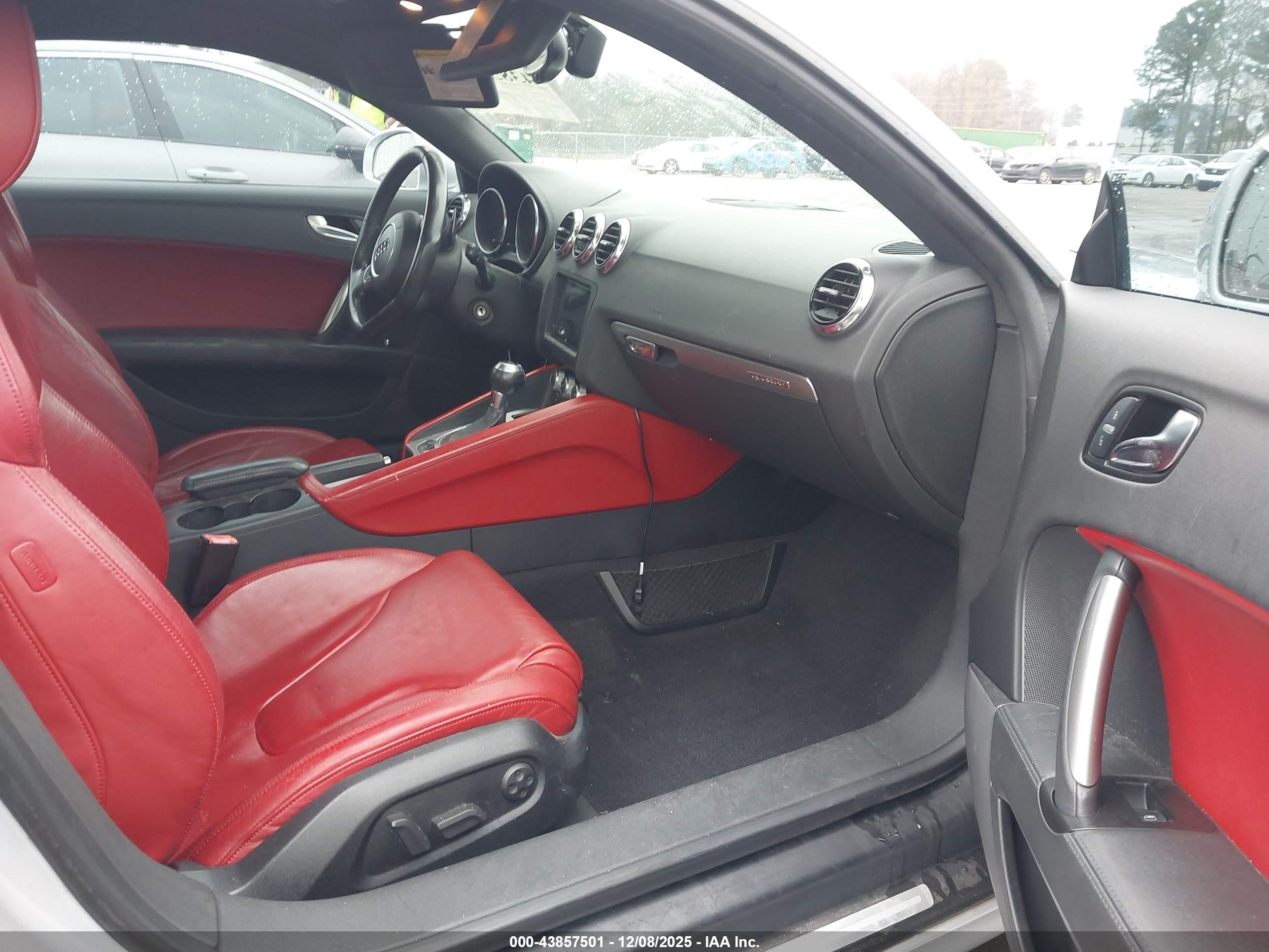 AUDI TT image 5
