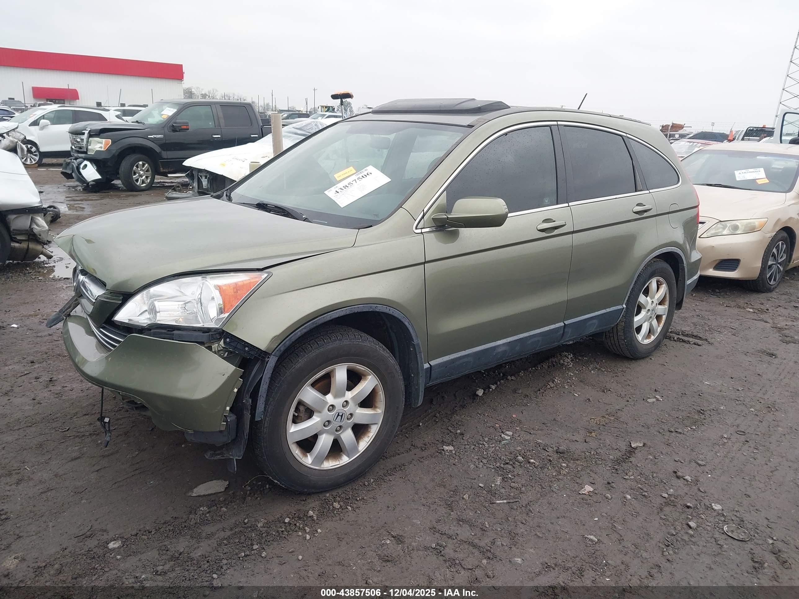 HONDA CR-V image 2