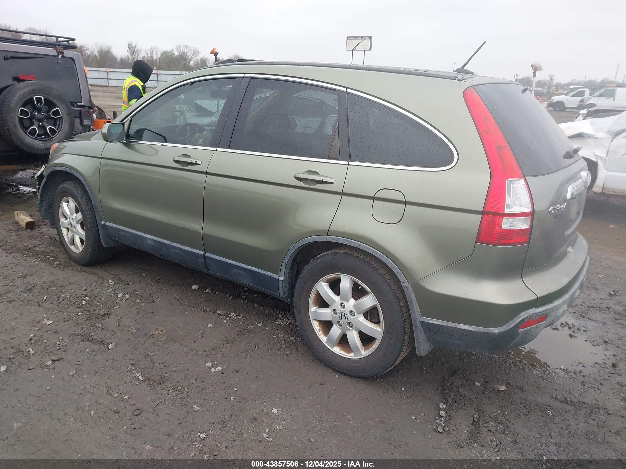 HONDA CR-V image 3