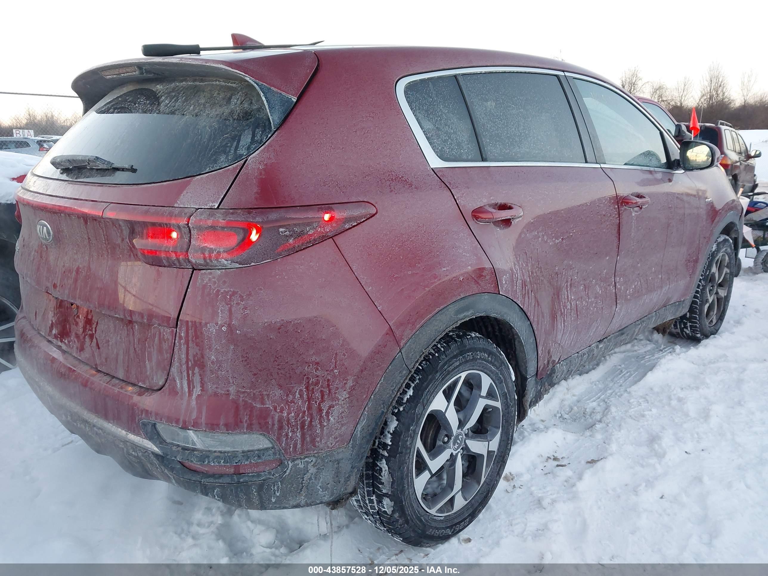KIA SPORTAGE image 4