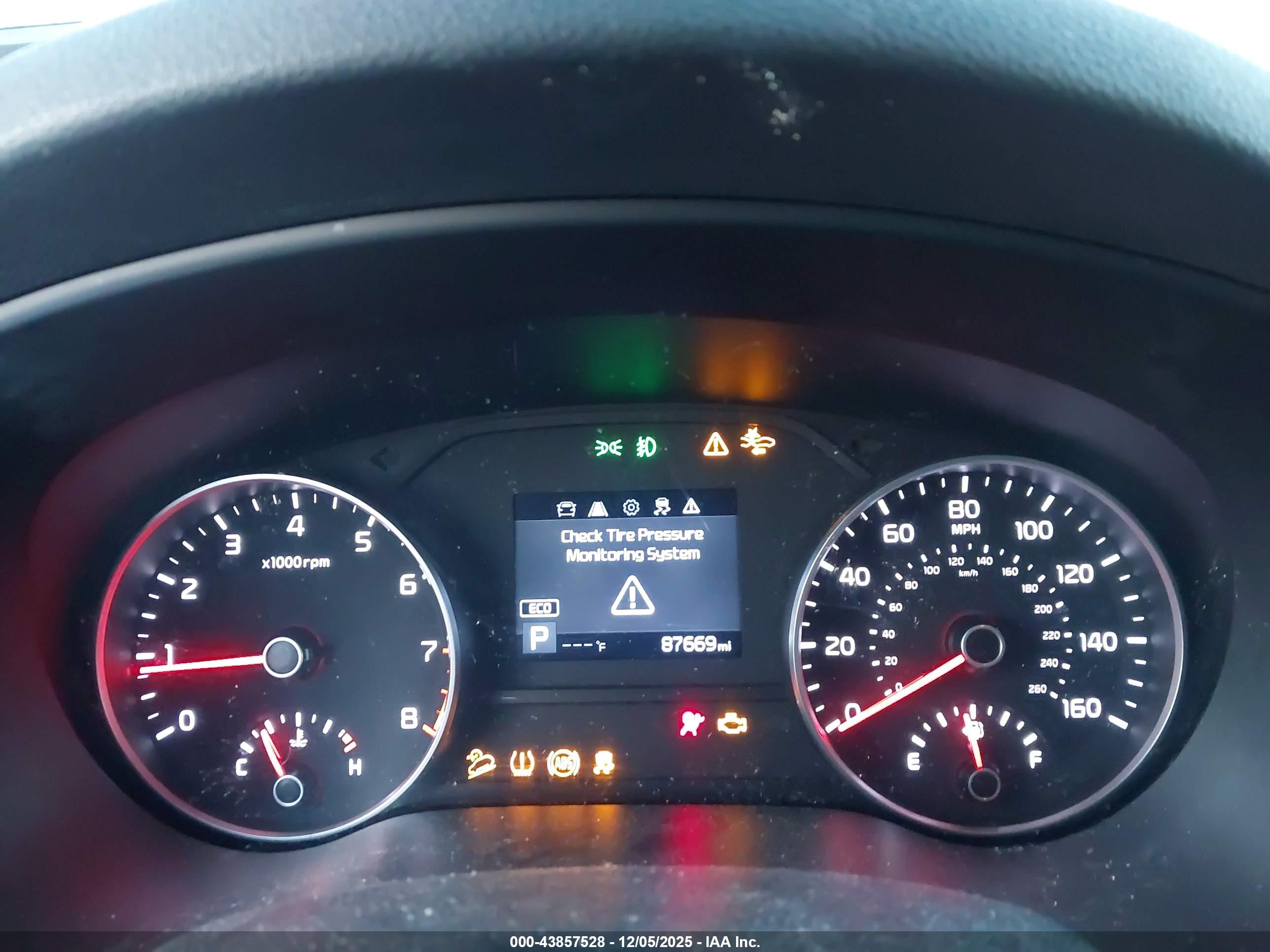 KIA SPORTAGE image 7