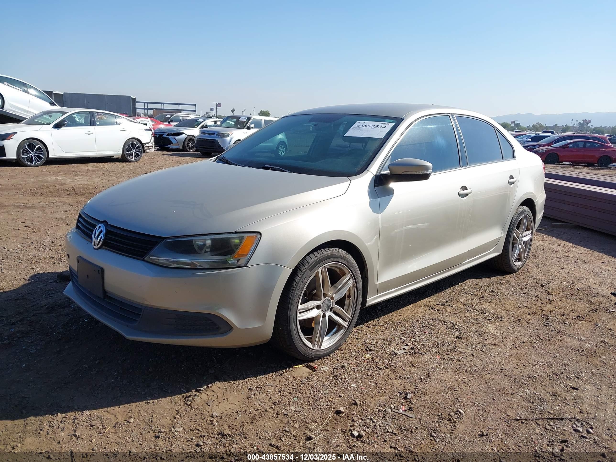 VOLKSWAGEN JETTA image 2