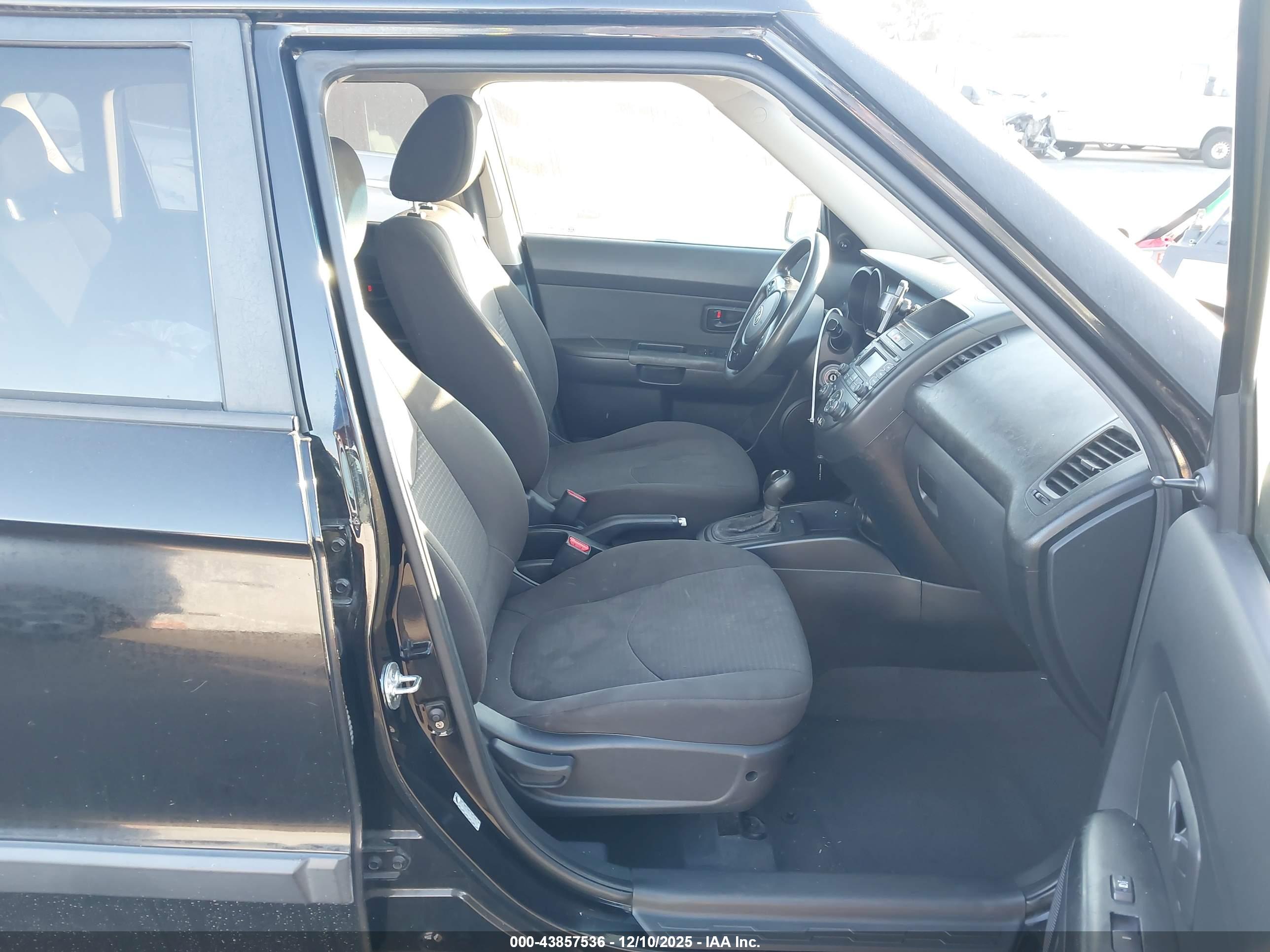 KIA SOUL image 5