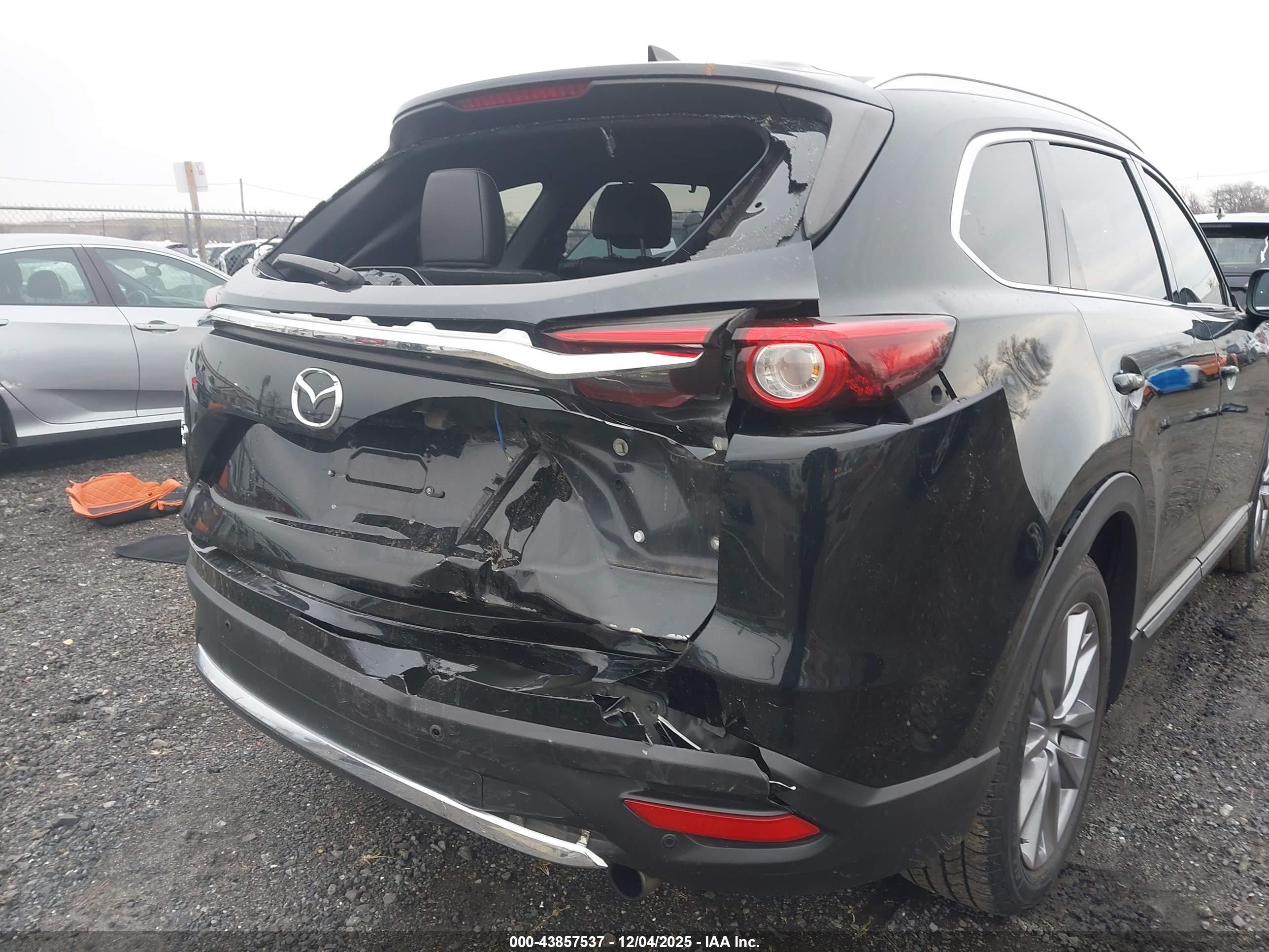 MAZDA CX-9 image 6