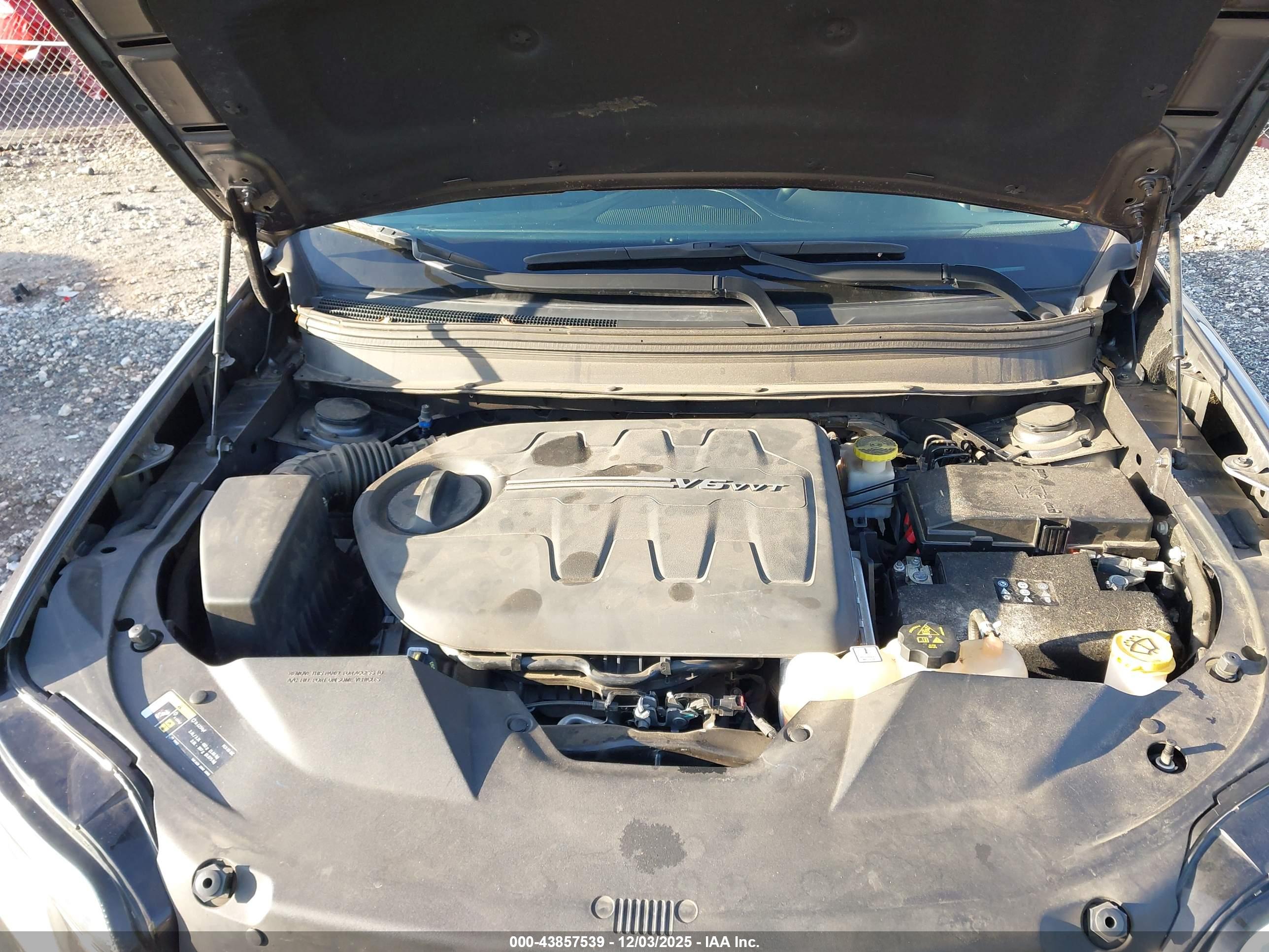 JEEP CHEROKEE image 10