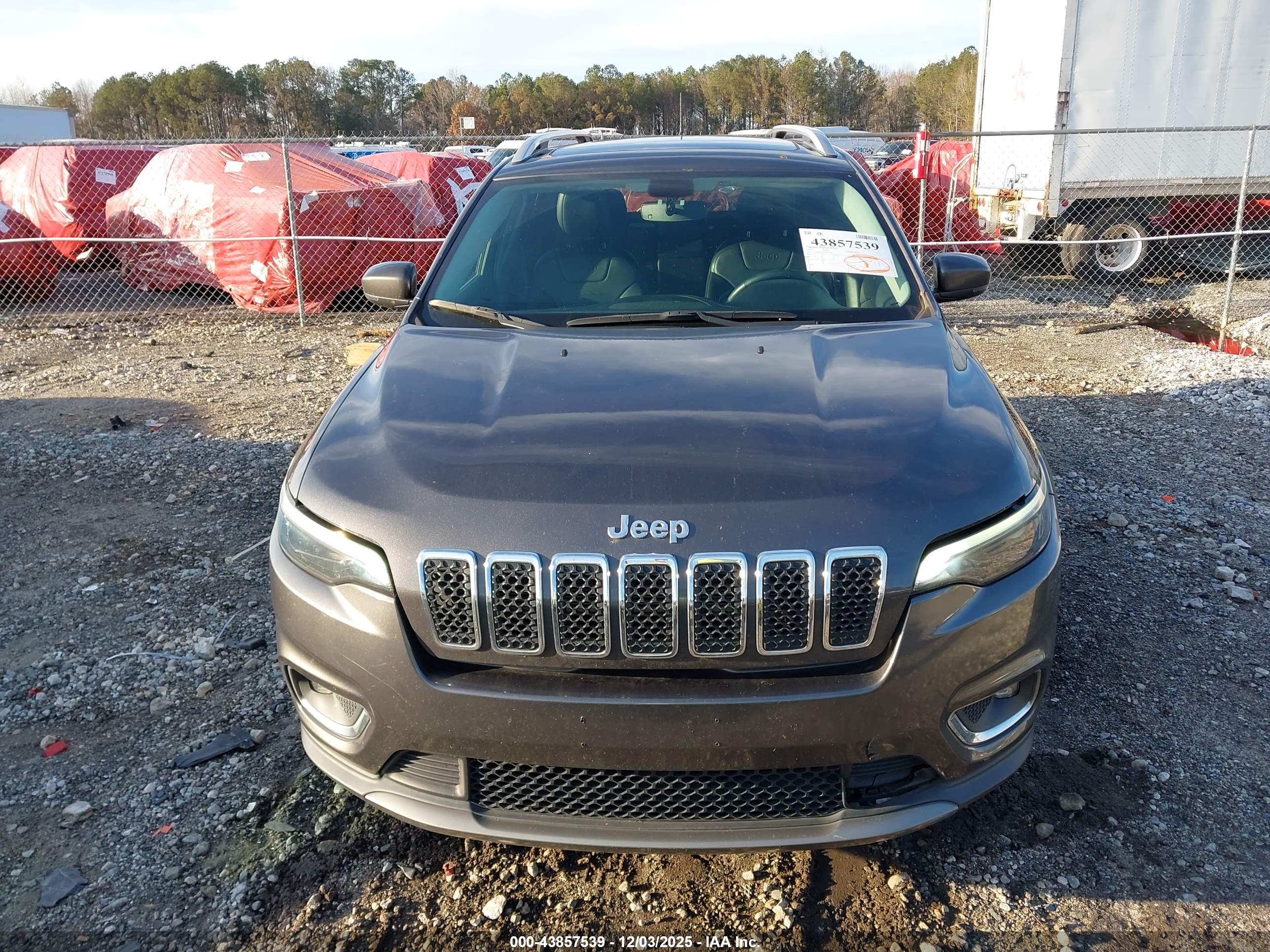 JEEP CHEROKEE image 6