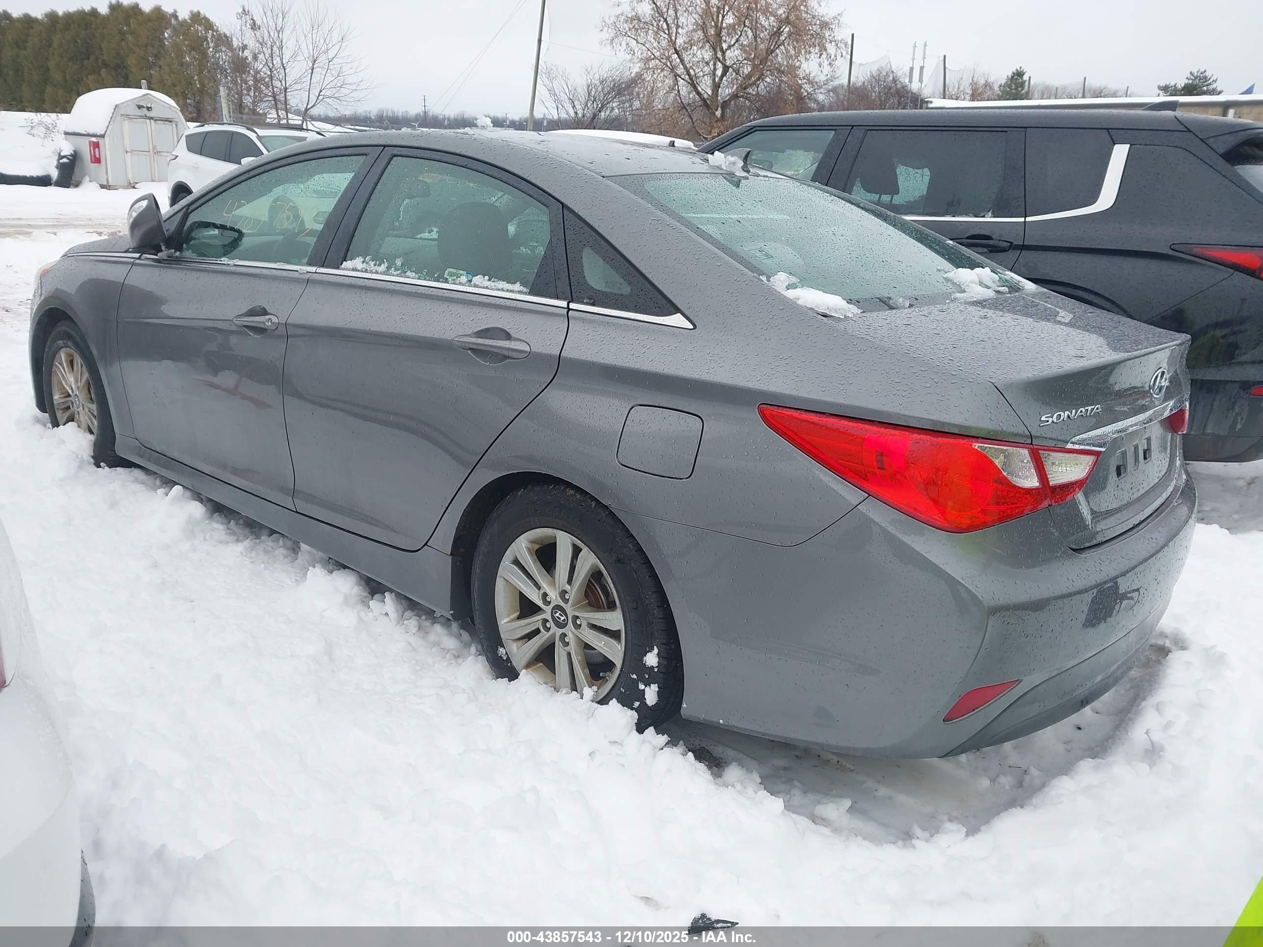 HYUNDAI SONATA image 3