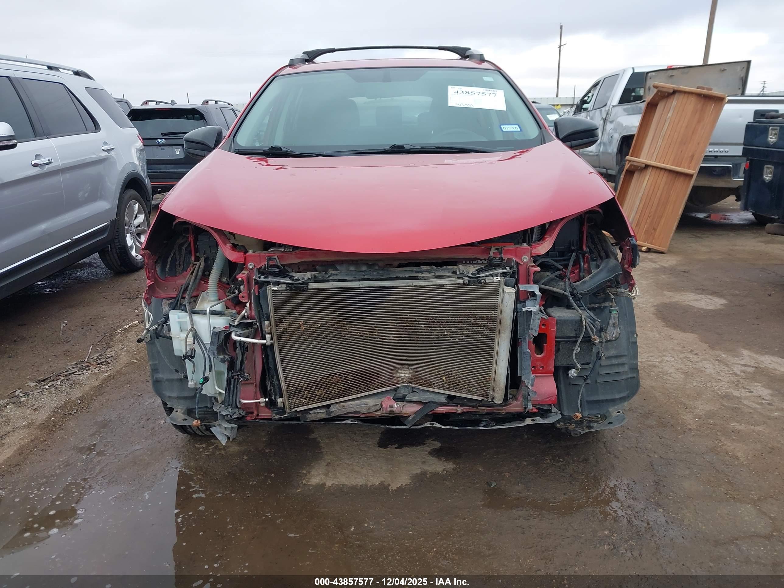TOYOTA RAV4 image 6