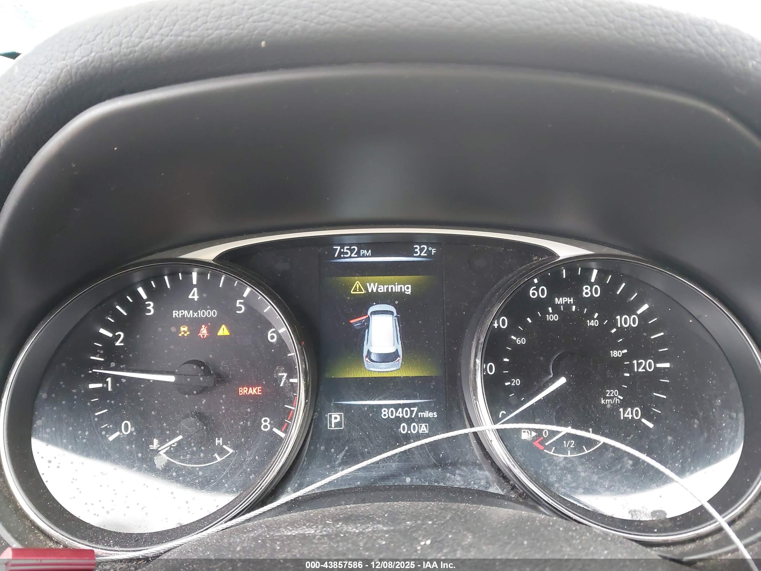 NISSAN ROGUE image 7