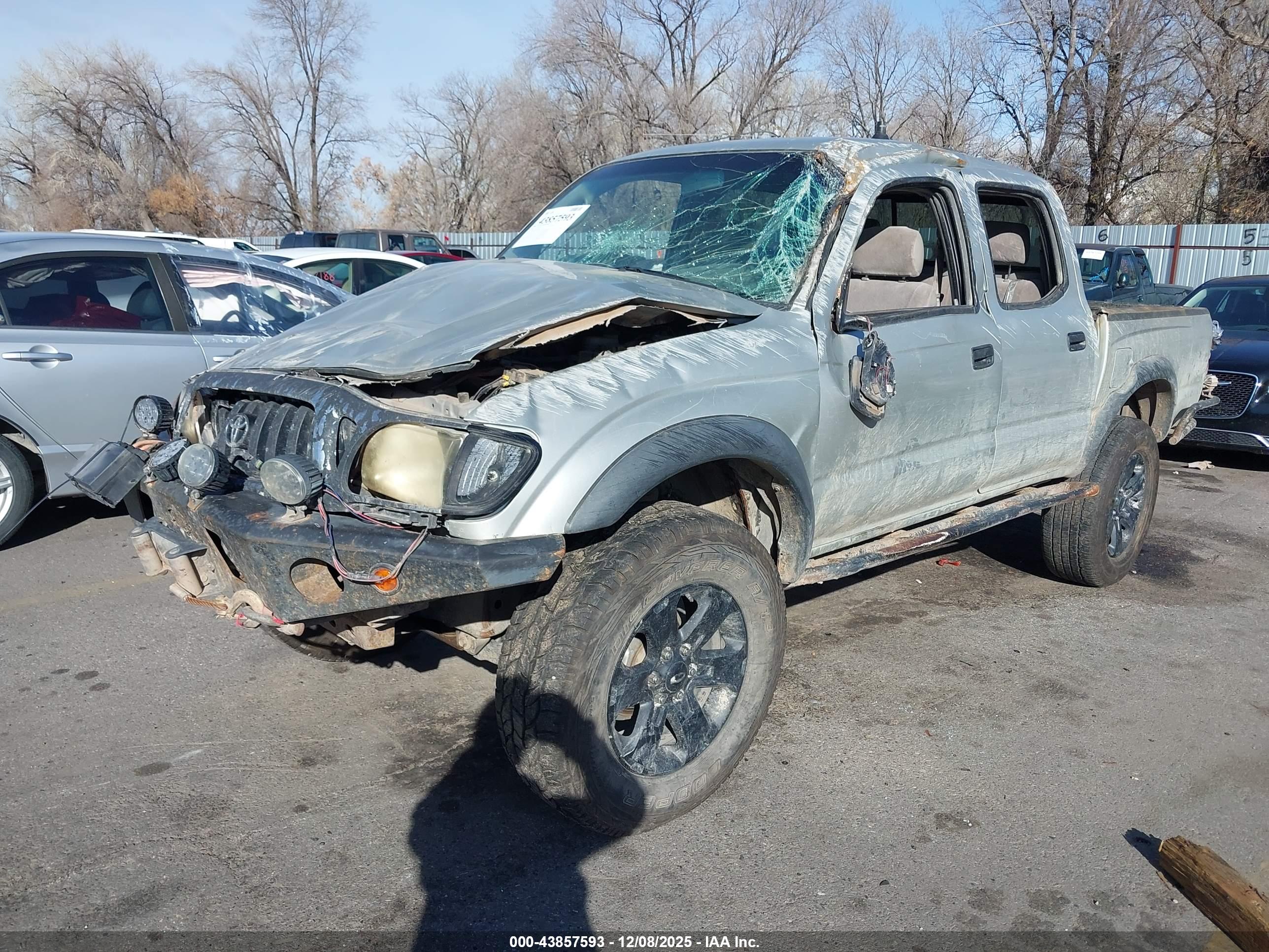 TOYOTA TACOMA image 2