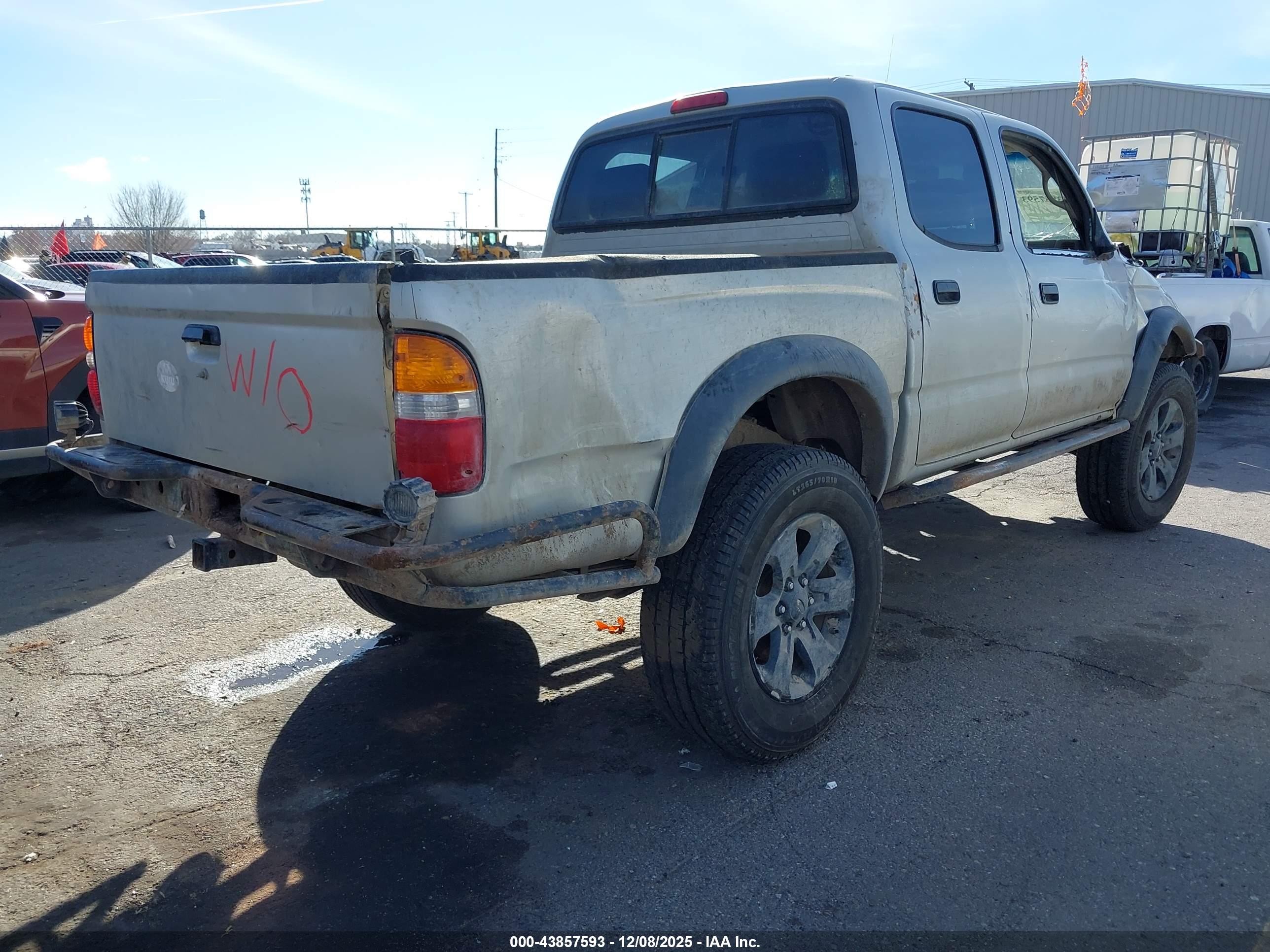 TOYOTA TACOMA image 4