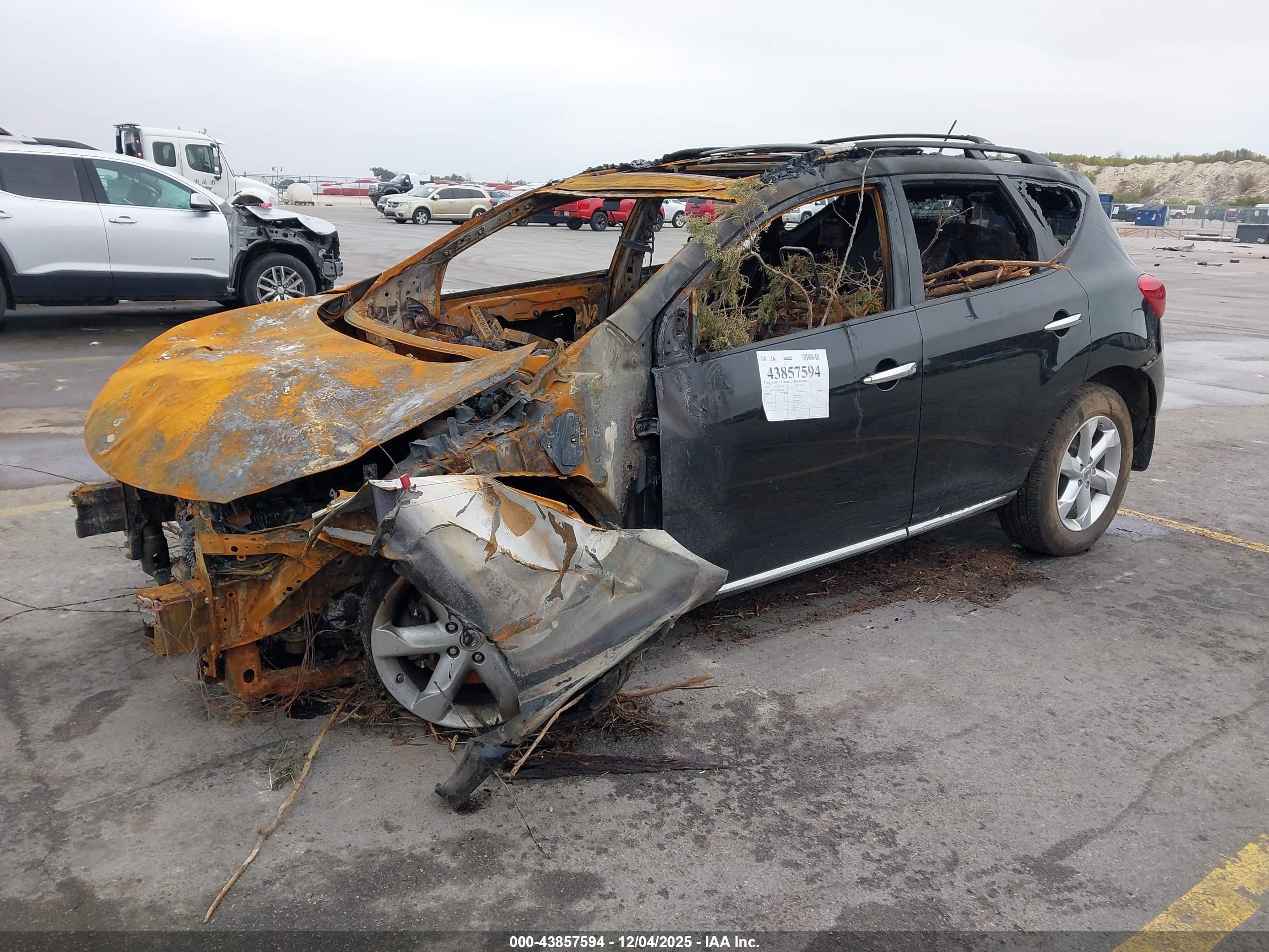 NISSAN MURANO image 2