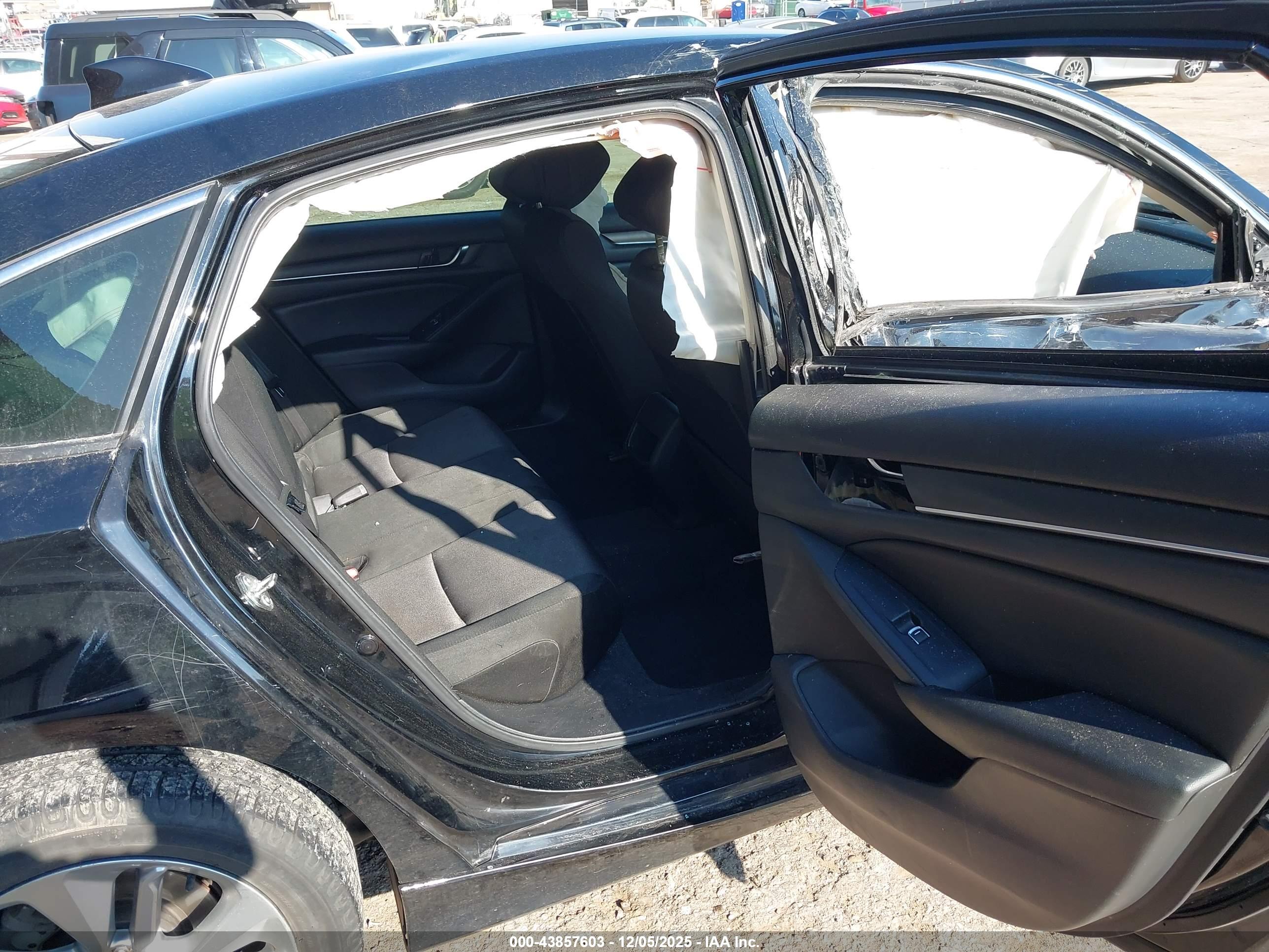 HONDA ACCORD image 8