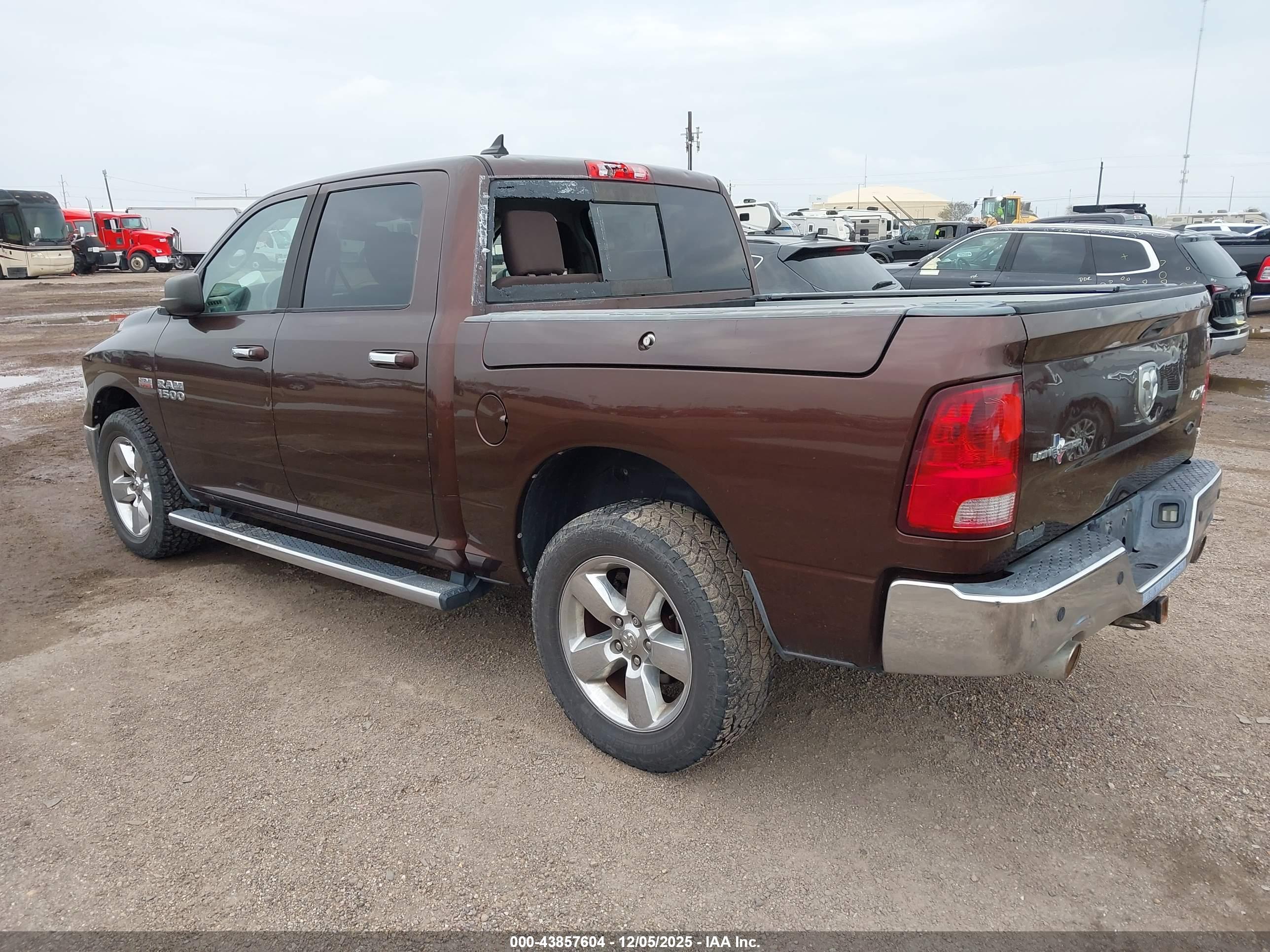 RAM 1500 image 3