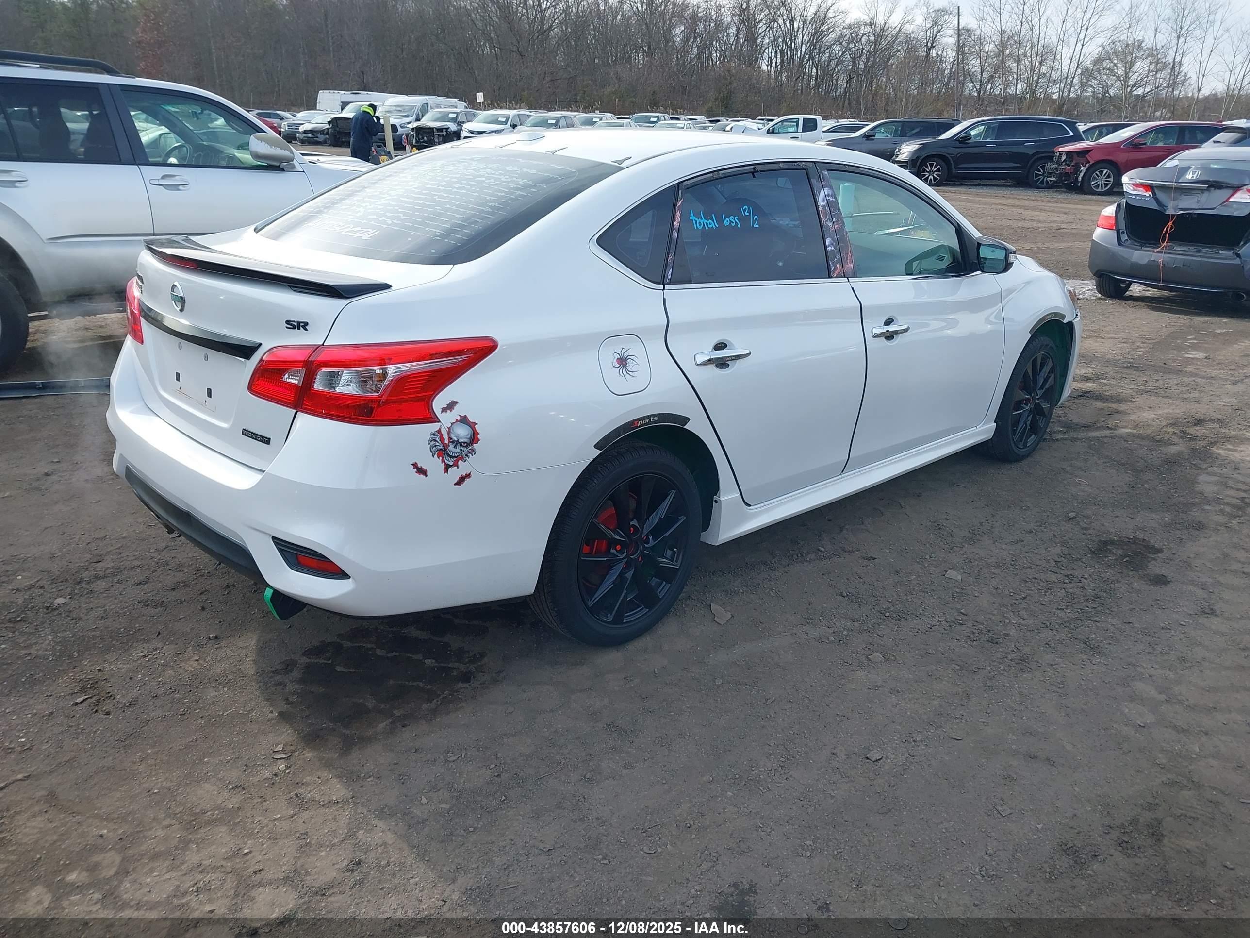 NISSAN SENTRA image 4