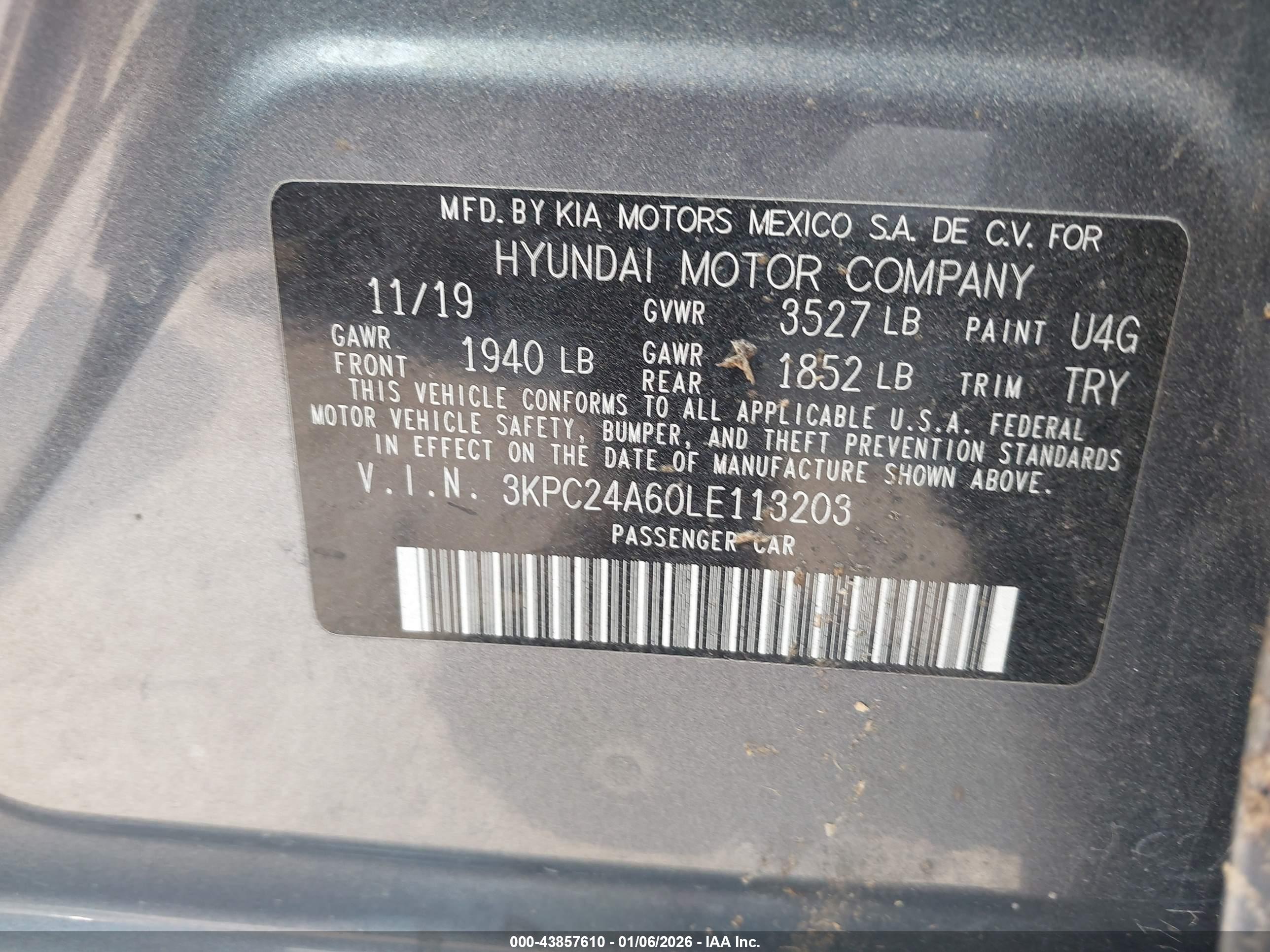 HYUNDAI ACCENT image 9
