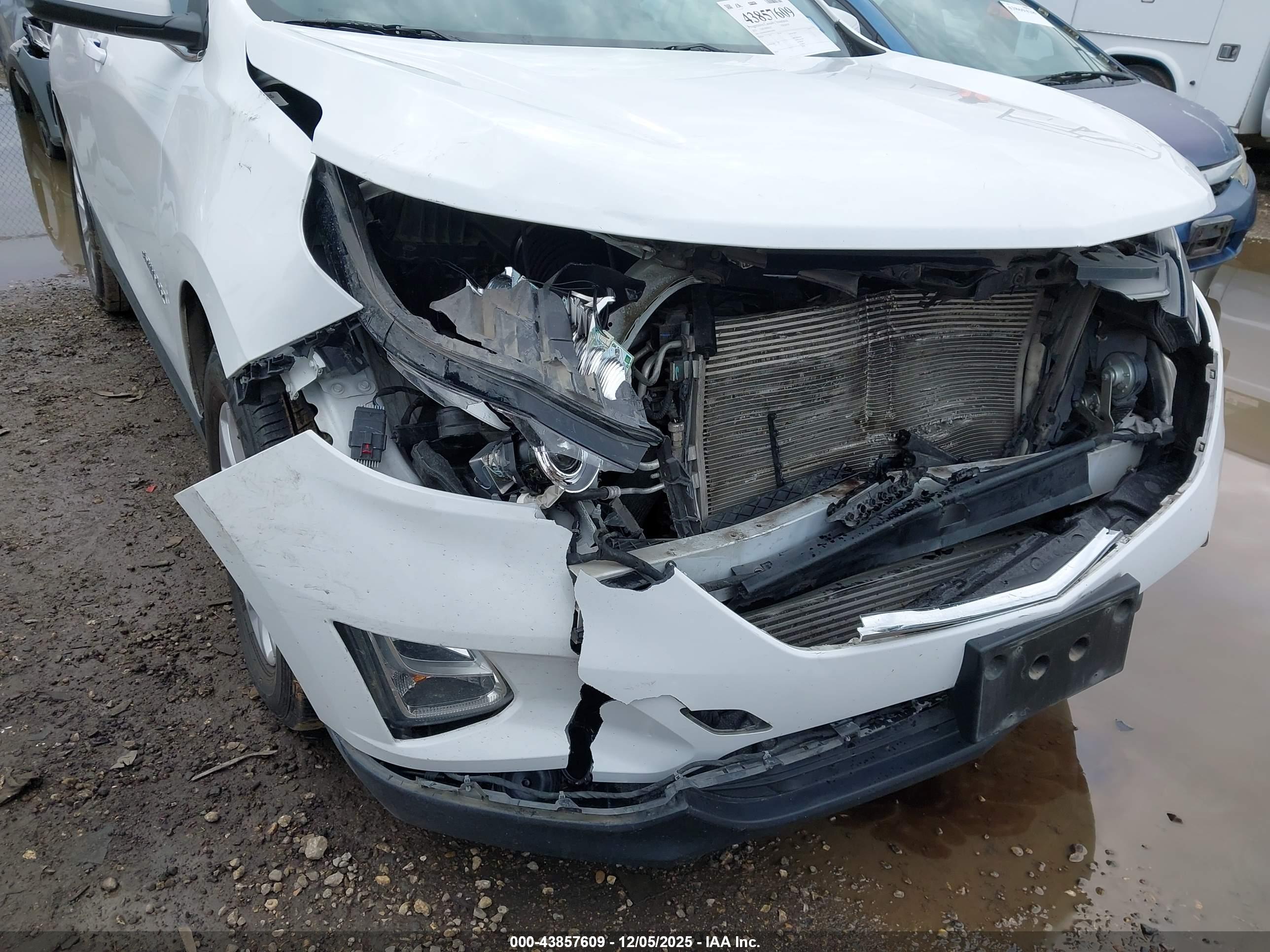 CHEVROLET EQUINOX image 6