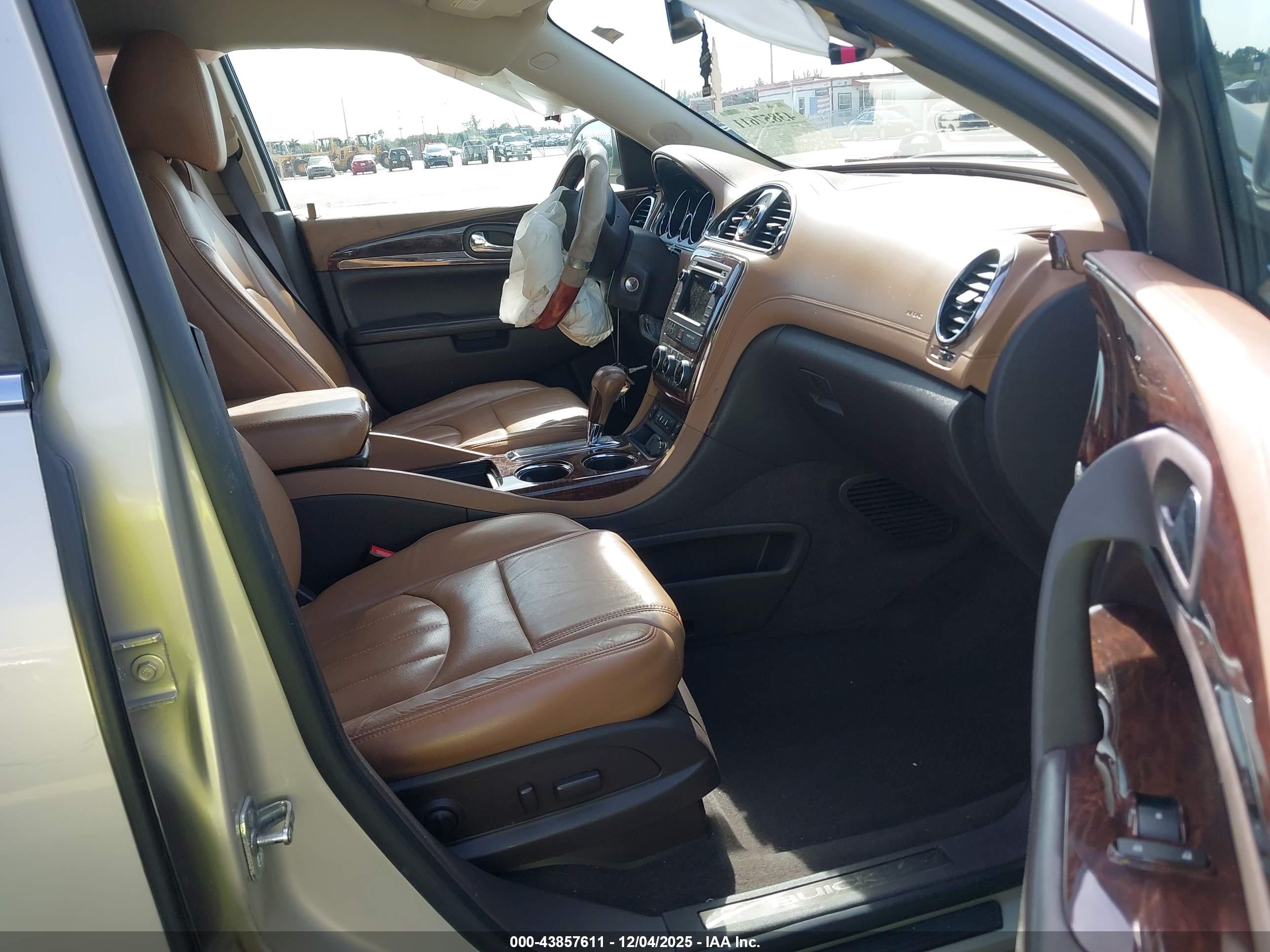 BUICK ENCLAVE image 5