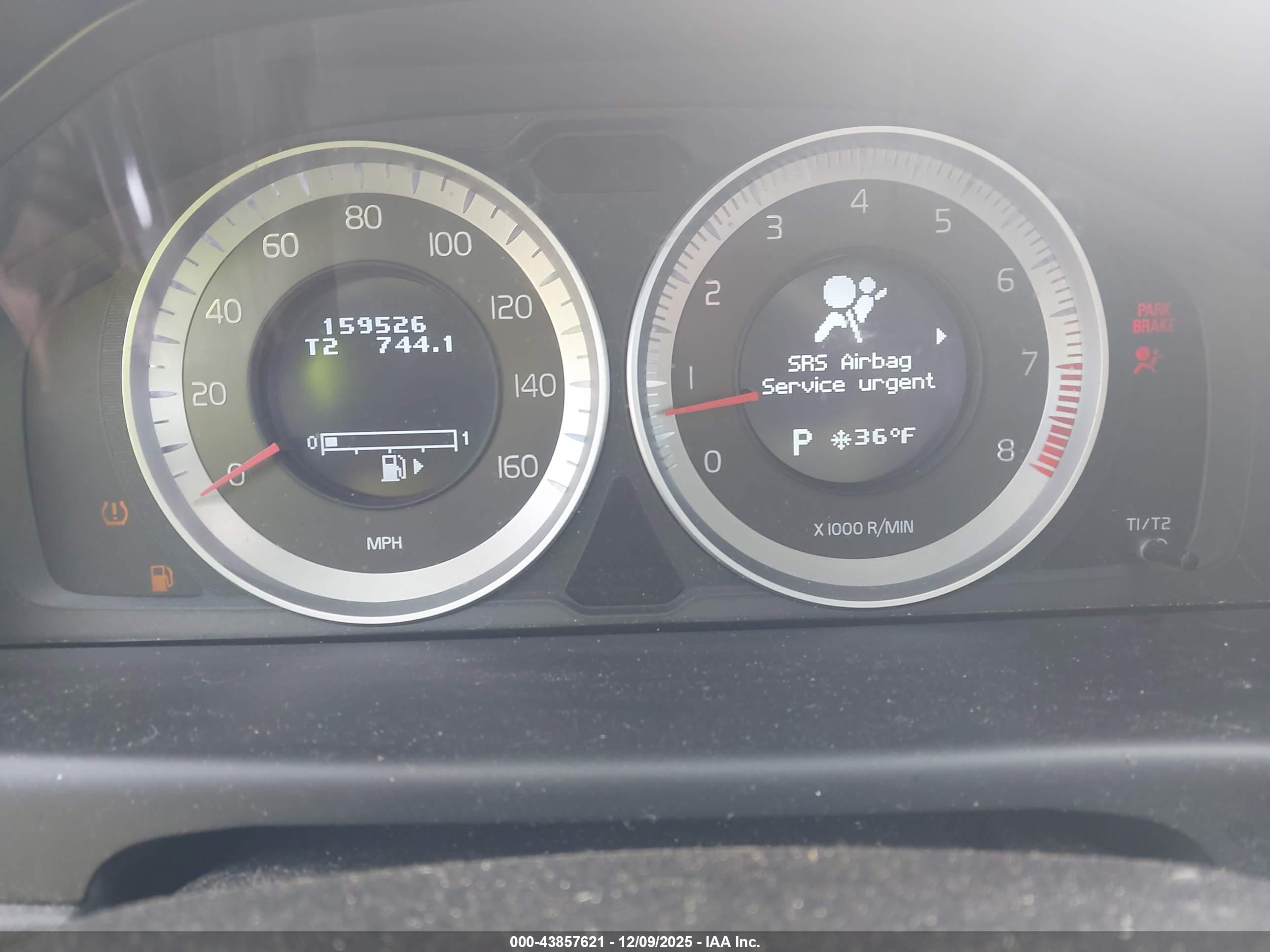 VOLVO S80 image 7