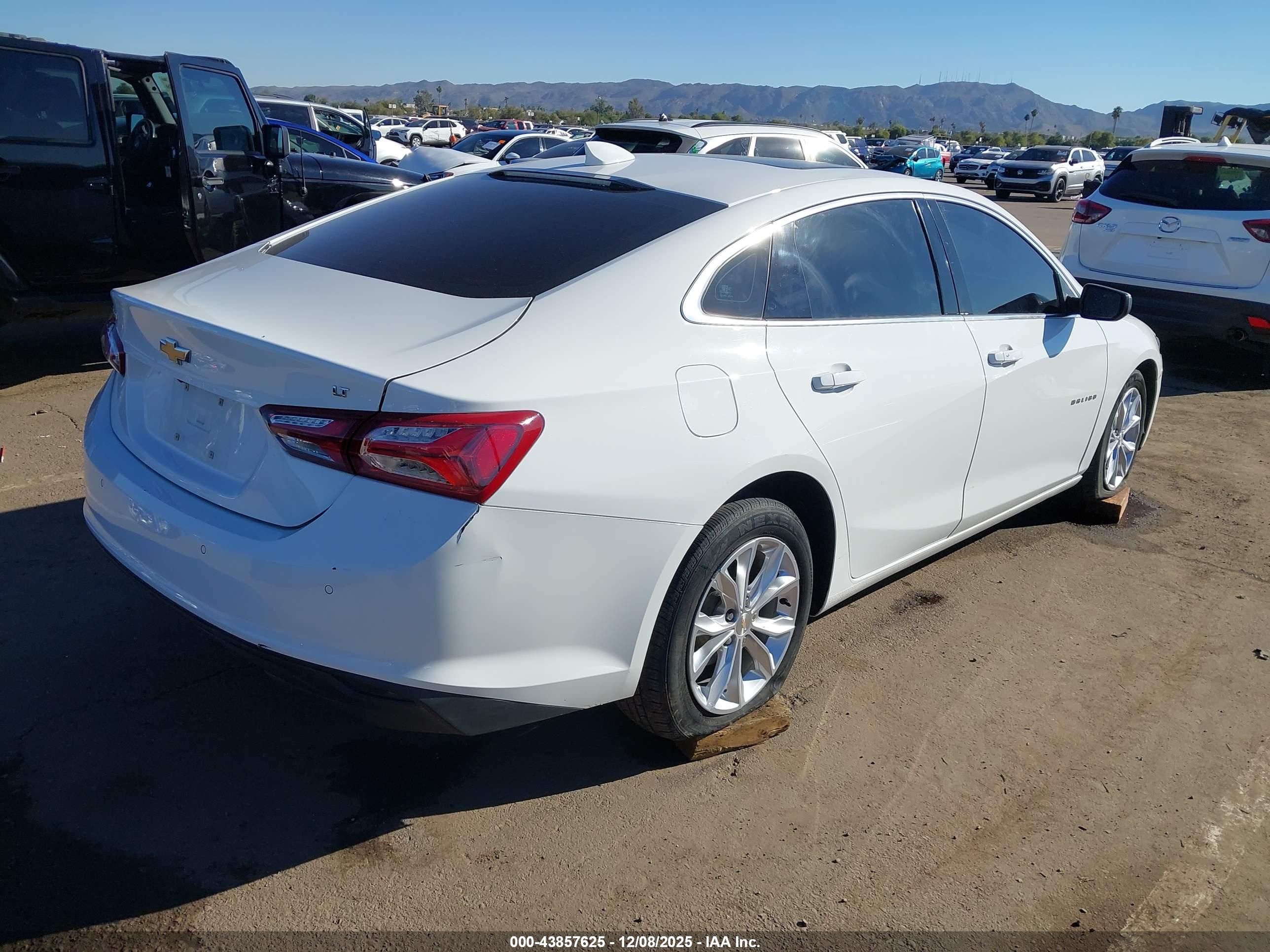 CHEVROLET MALIBU image 4