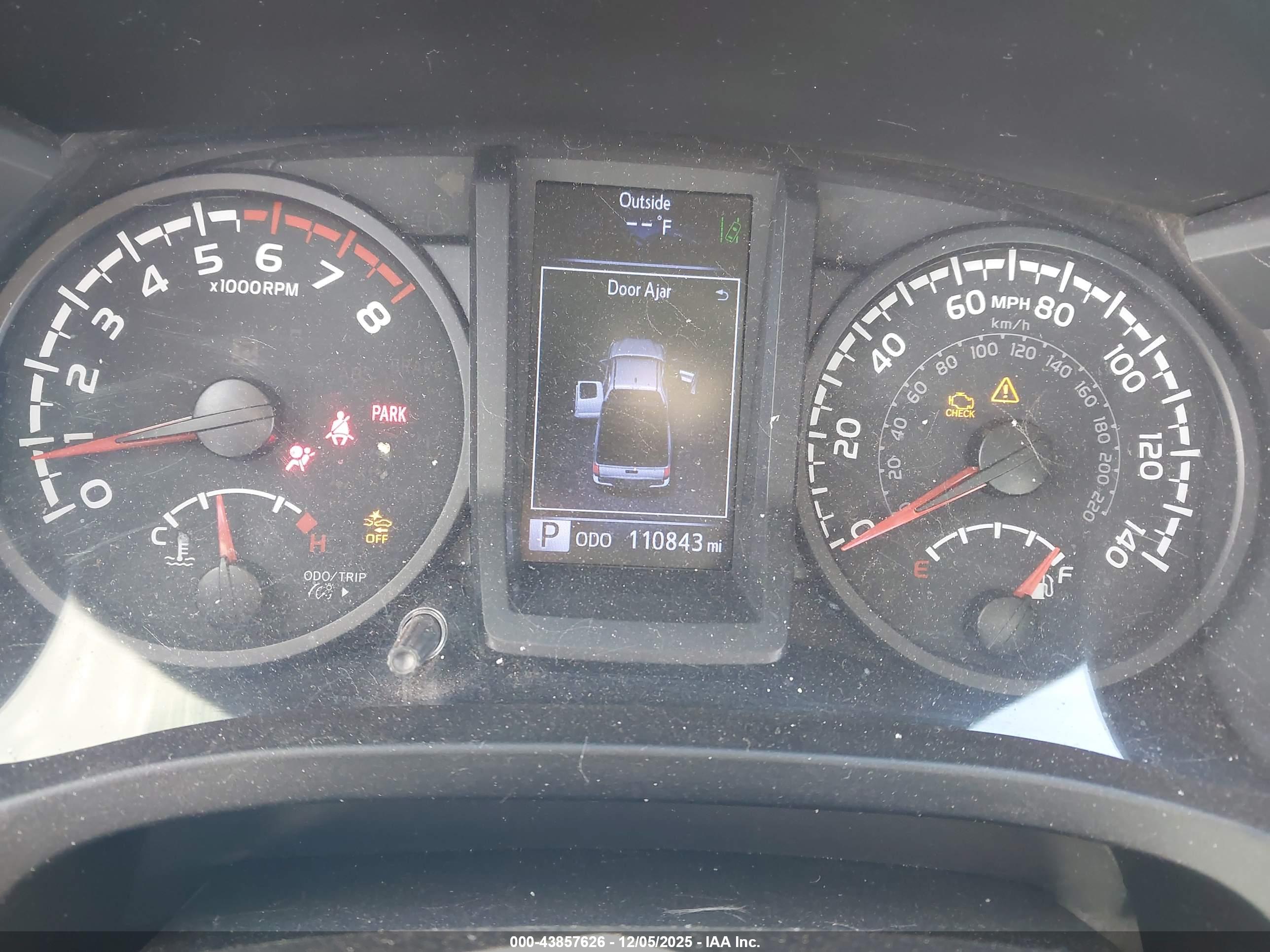 TOYOTA TACOMA image 7