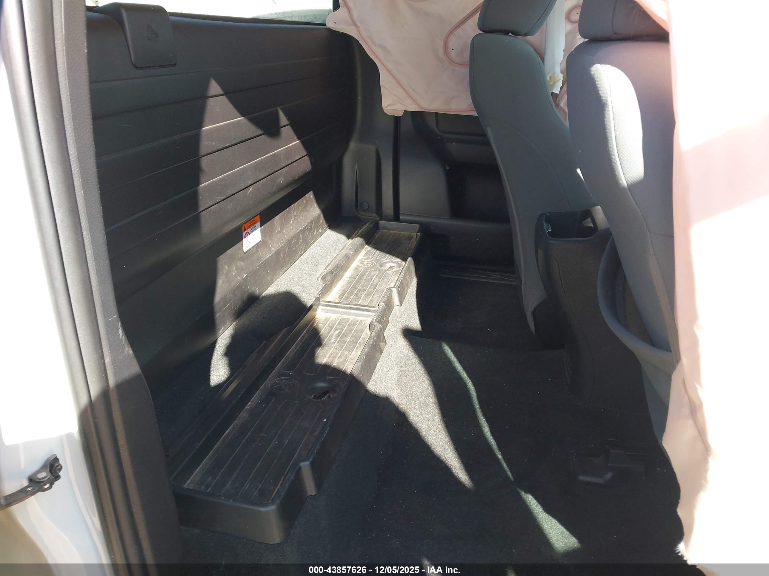 TOYOTA TACOMA image 8