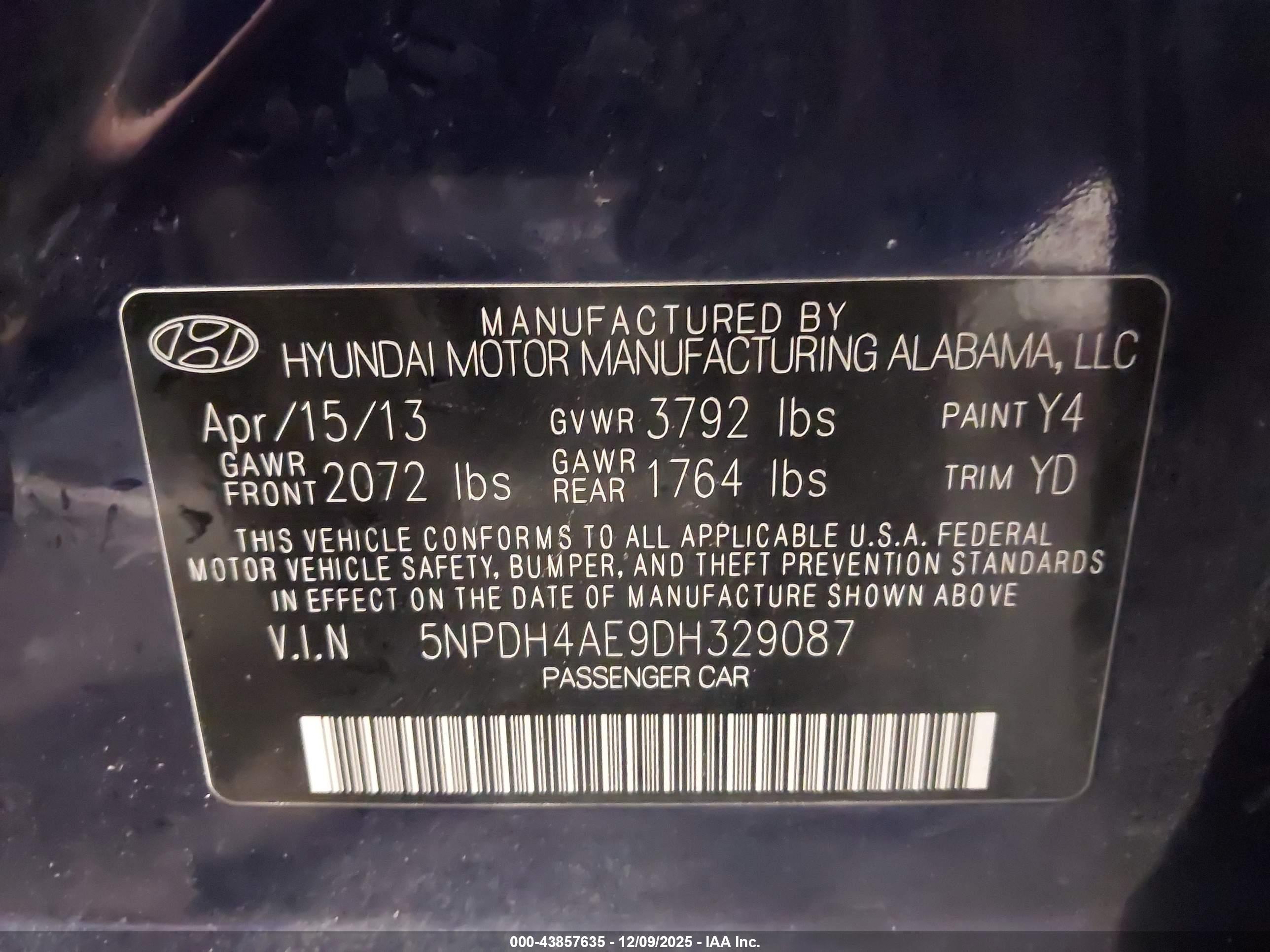HYUNDAI ELANTRA image 9