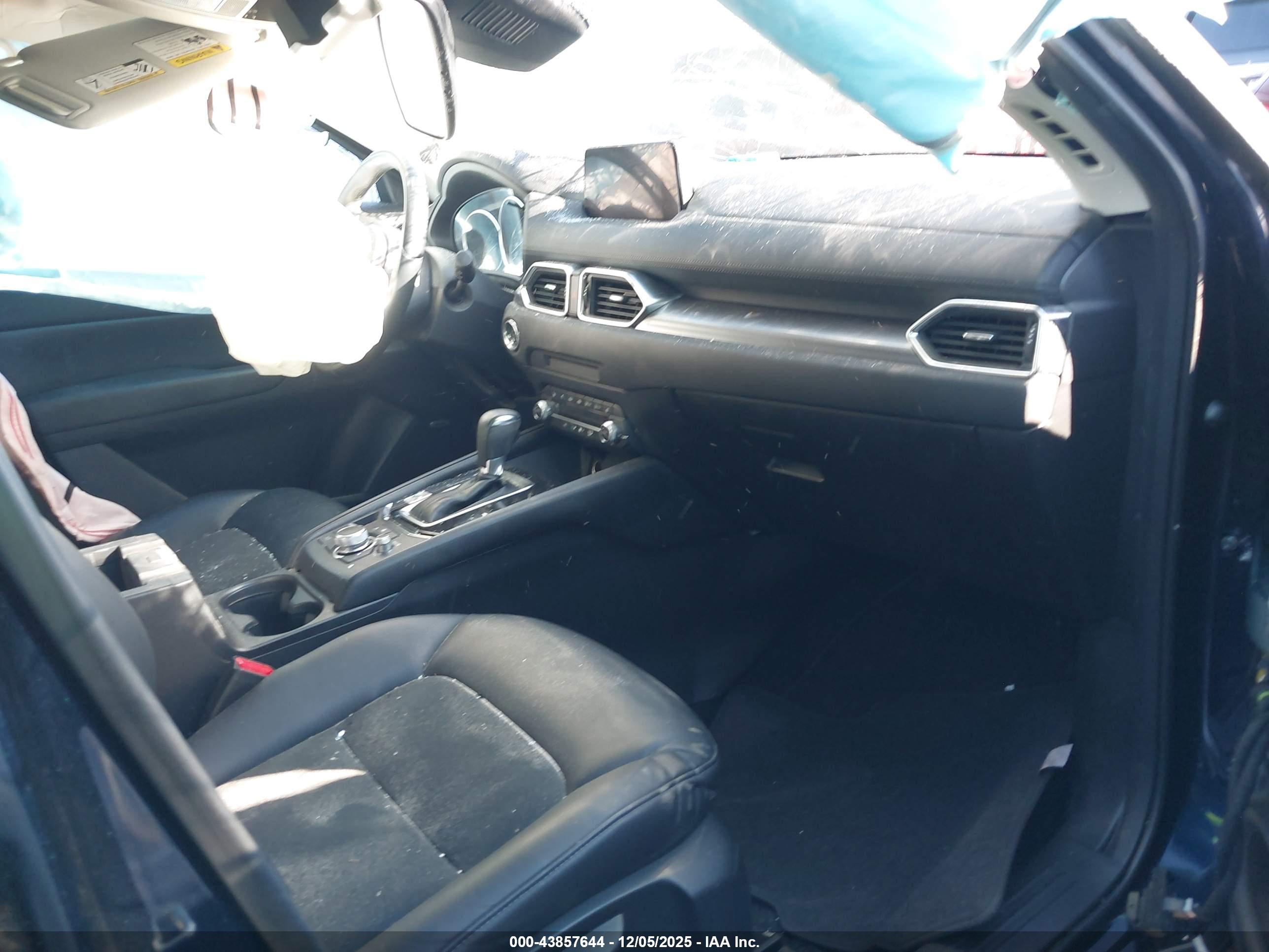 MAZDA CX-5 image 5