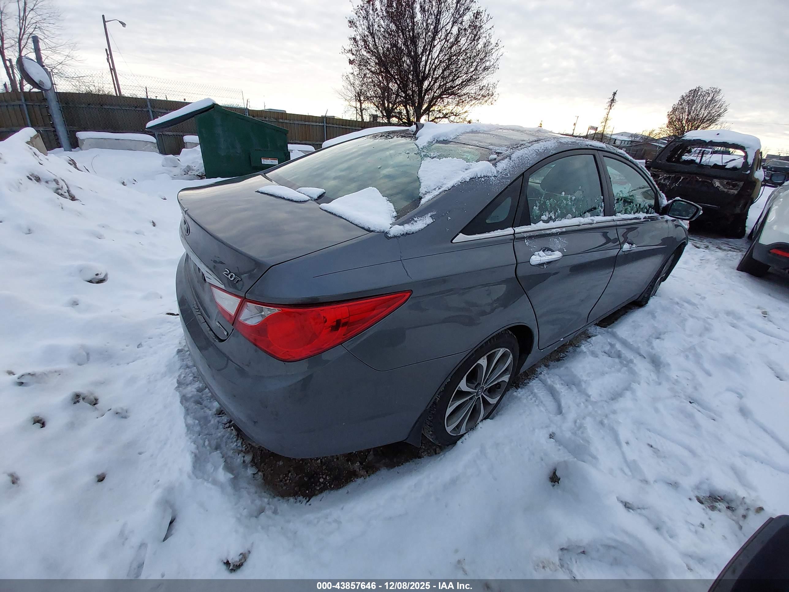 HYUNDAI SONATA image 4