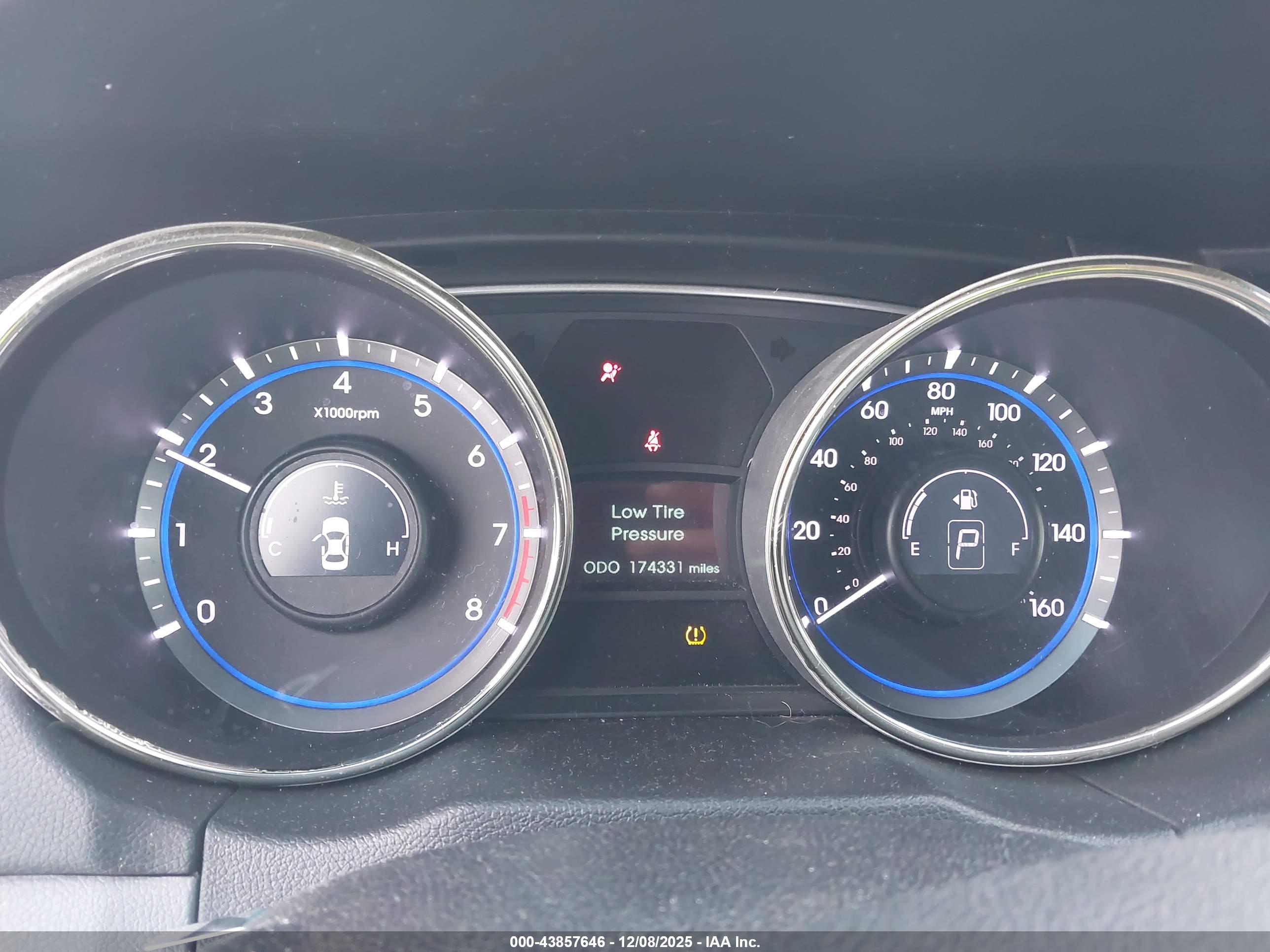 HYUNDAI SONATA image 7