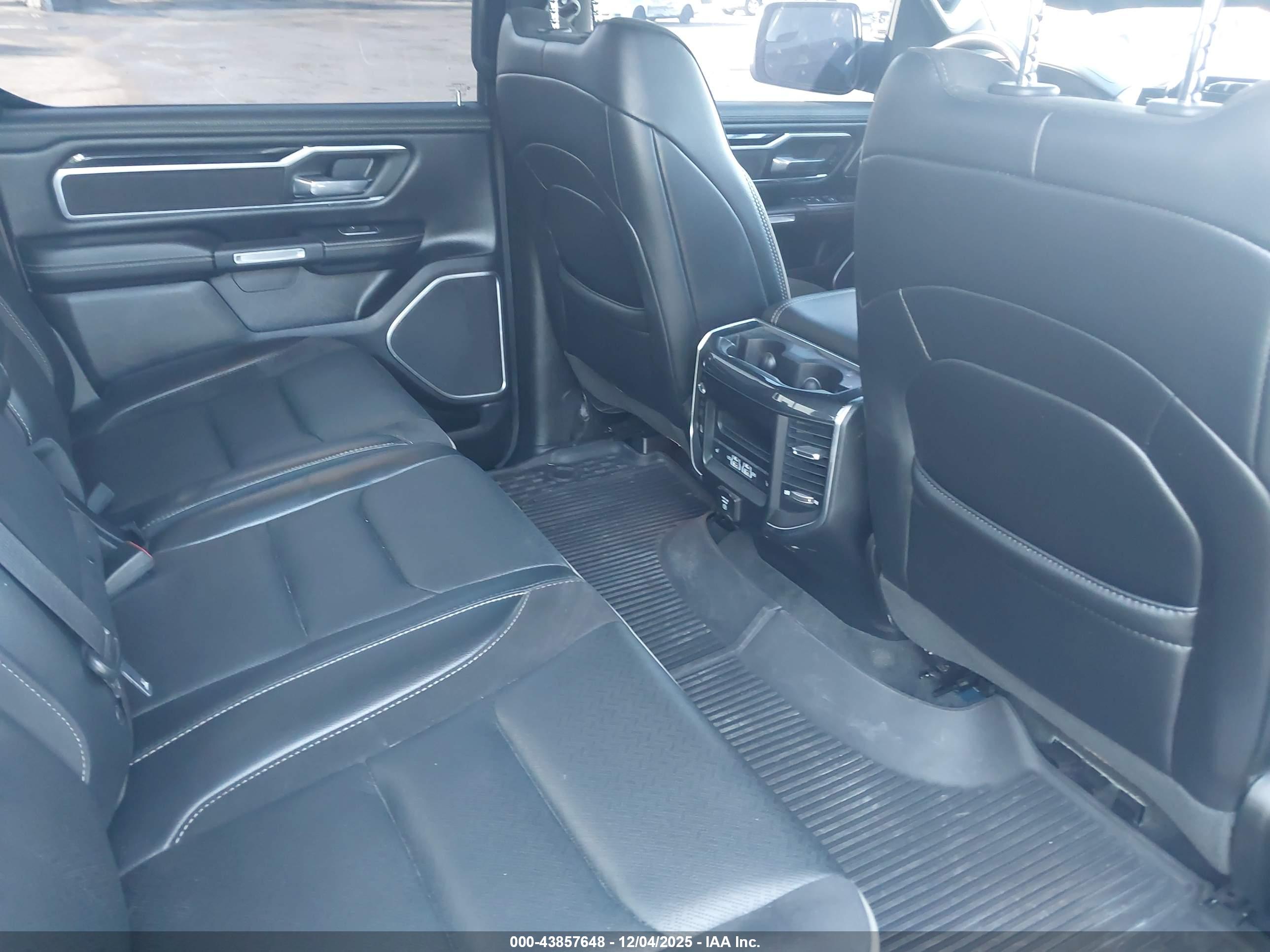 RAM 1500 image 8