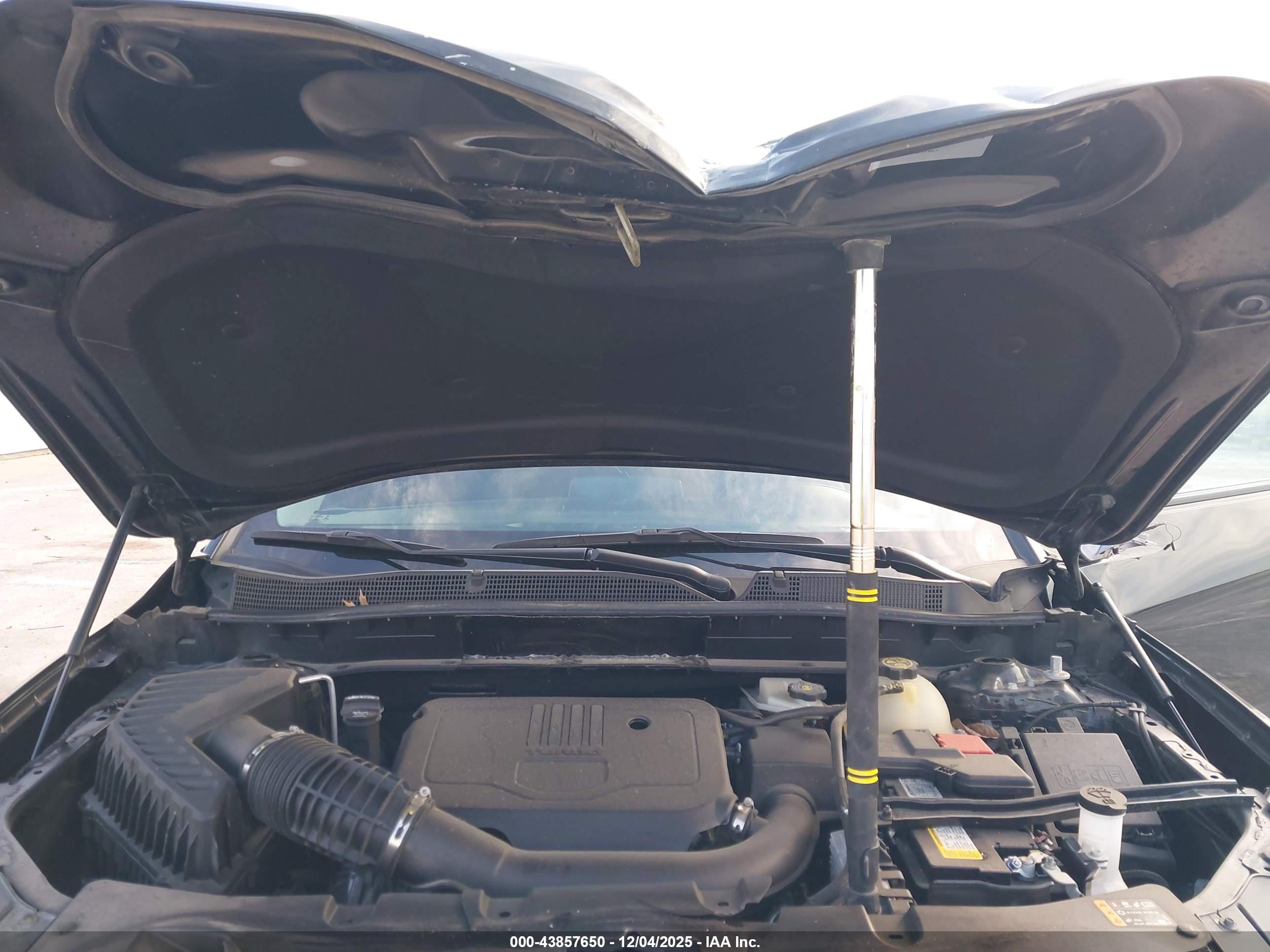 CHEVROLET BLAZER image 10