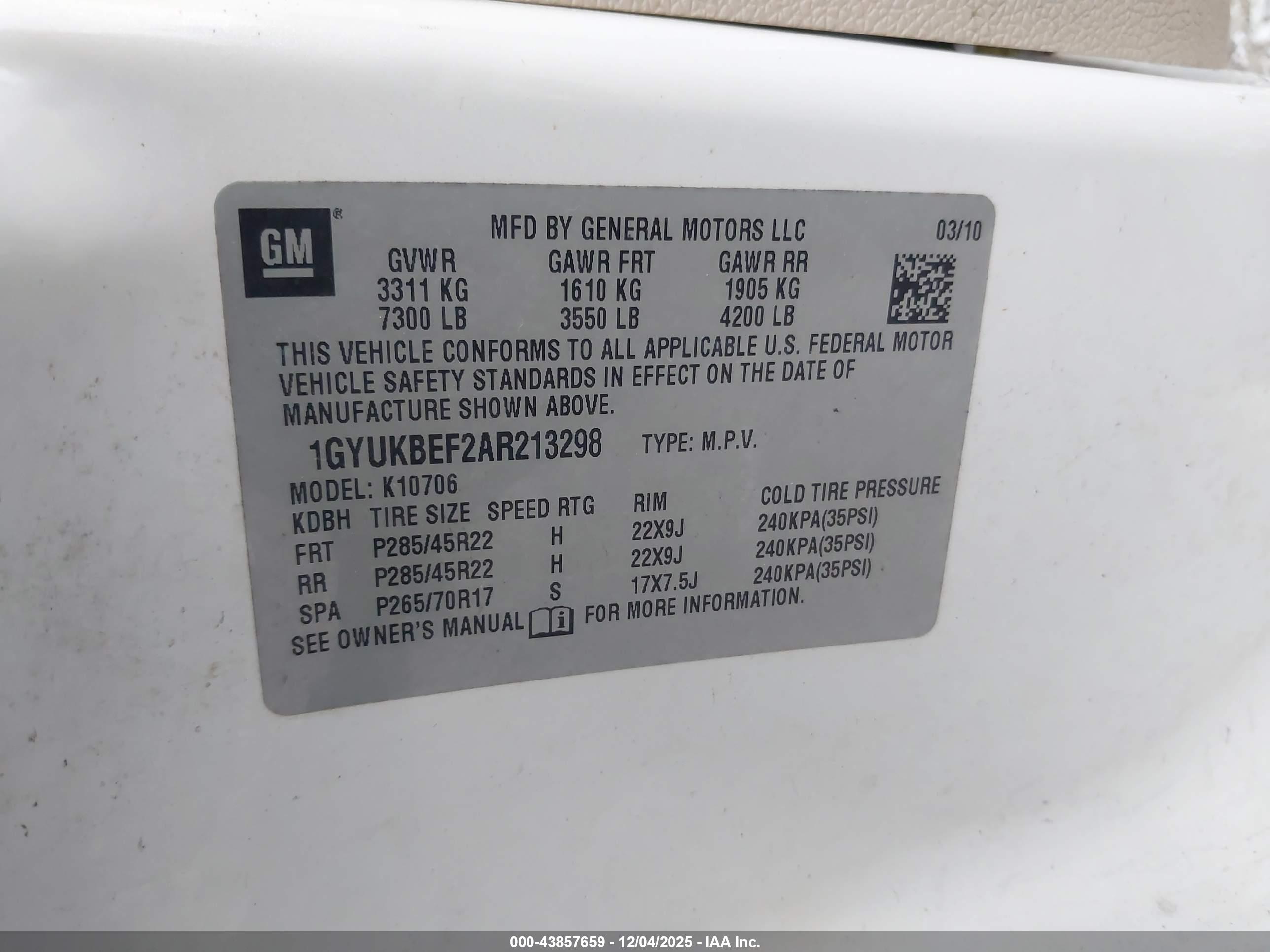 CADILLAC ESCALADE image 9