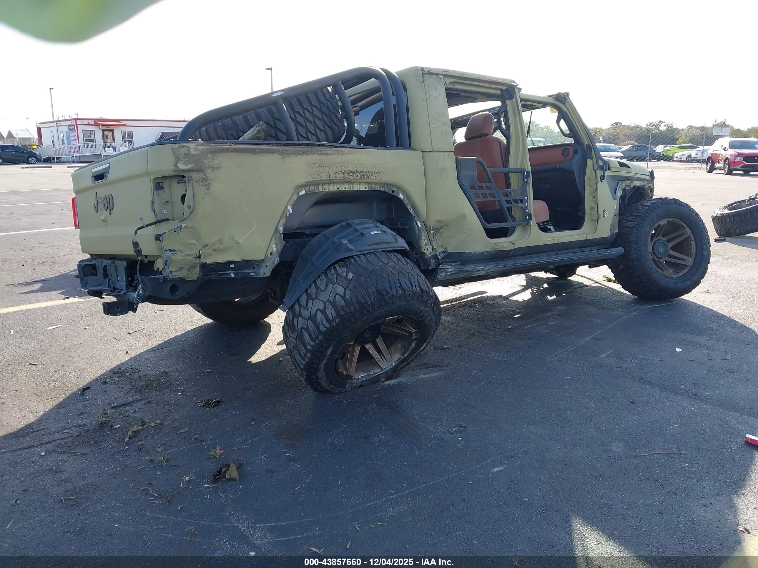JEEP GLADIATOR image 4
