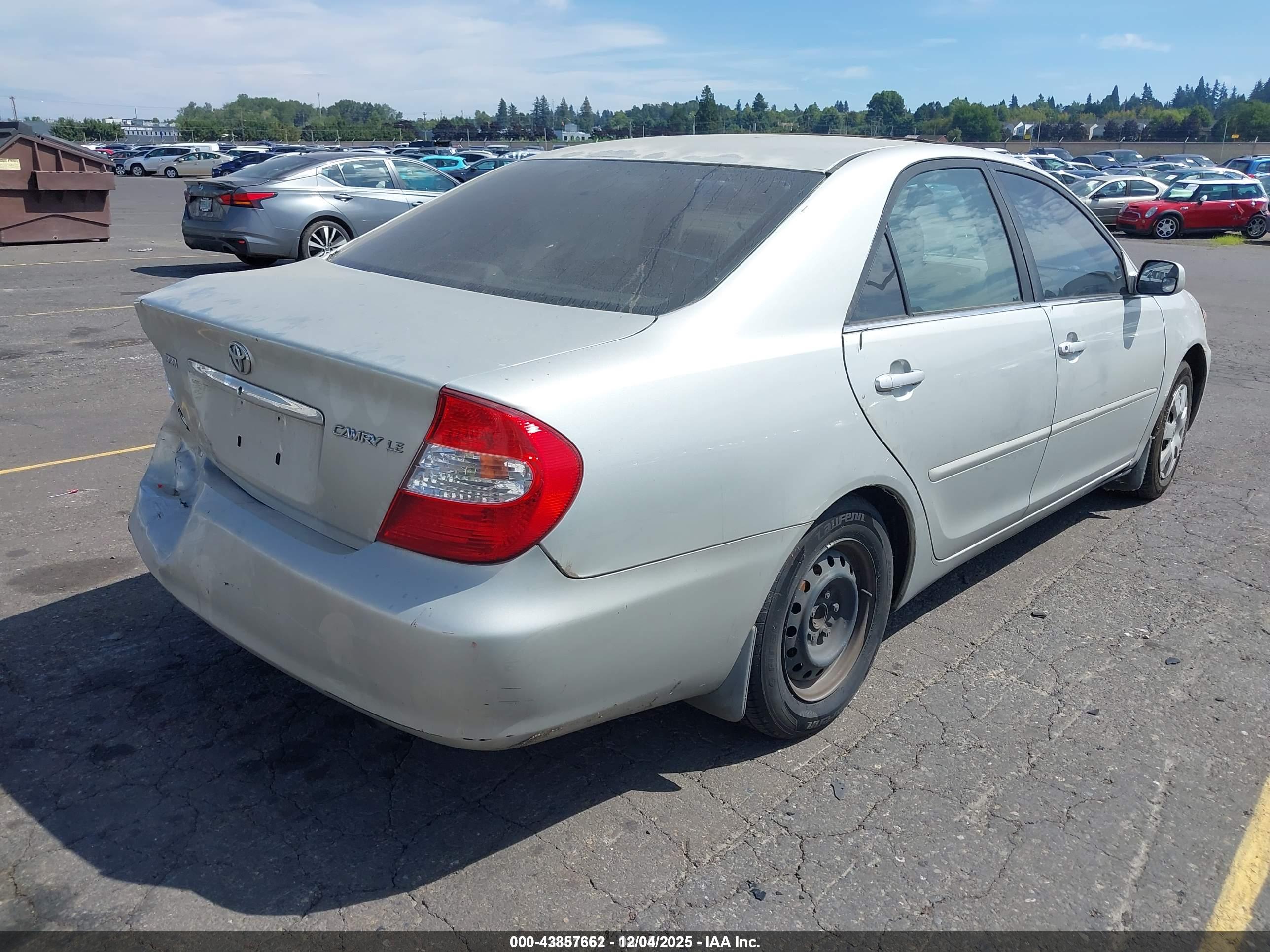 TOYOTA CAMRY image 4
