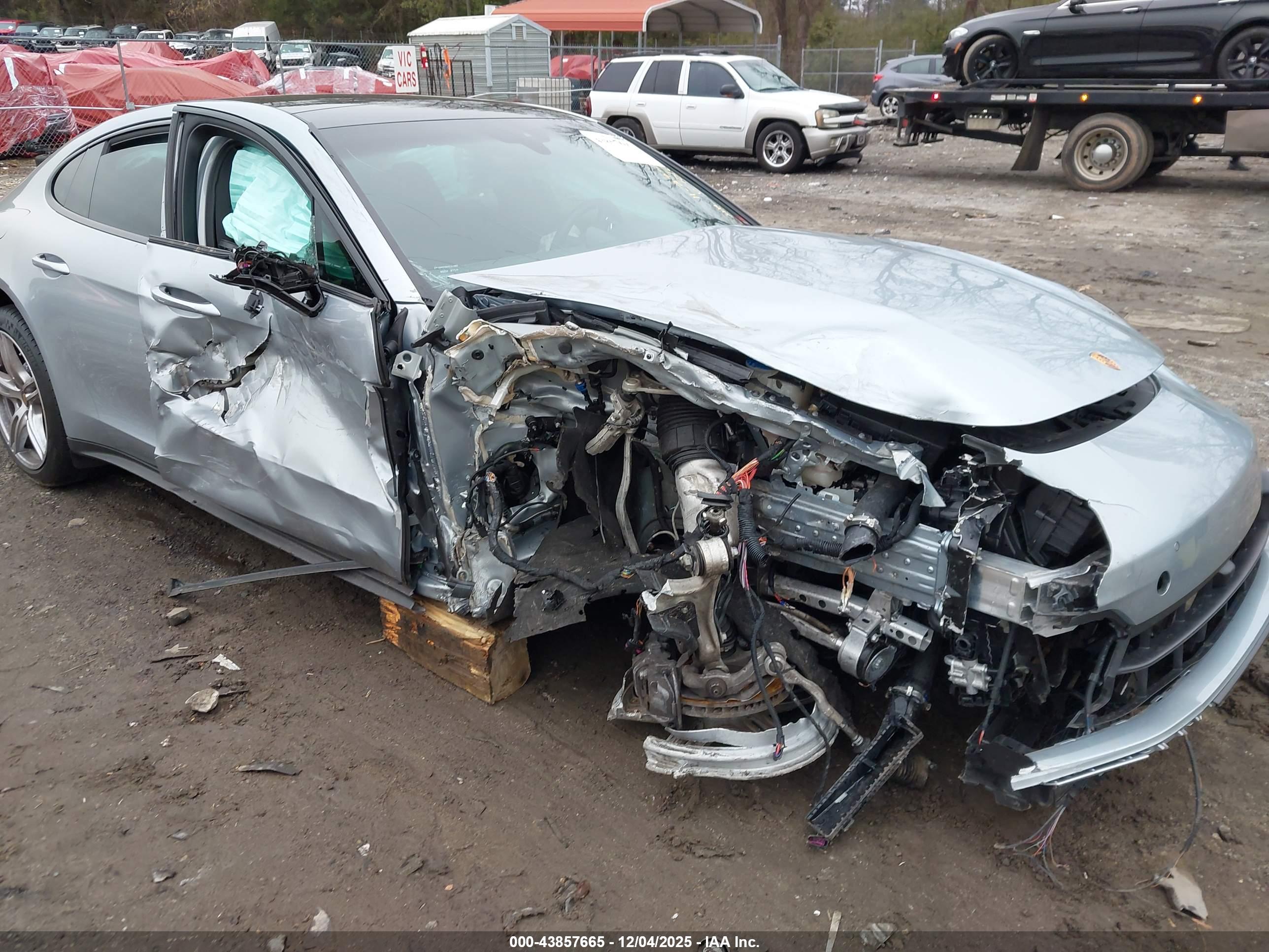 PORSCHE PANAMERA image 6