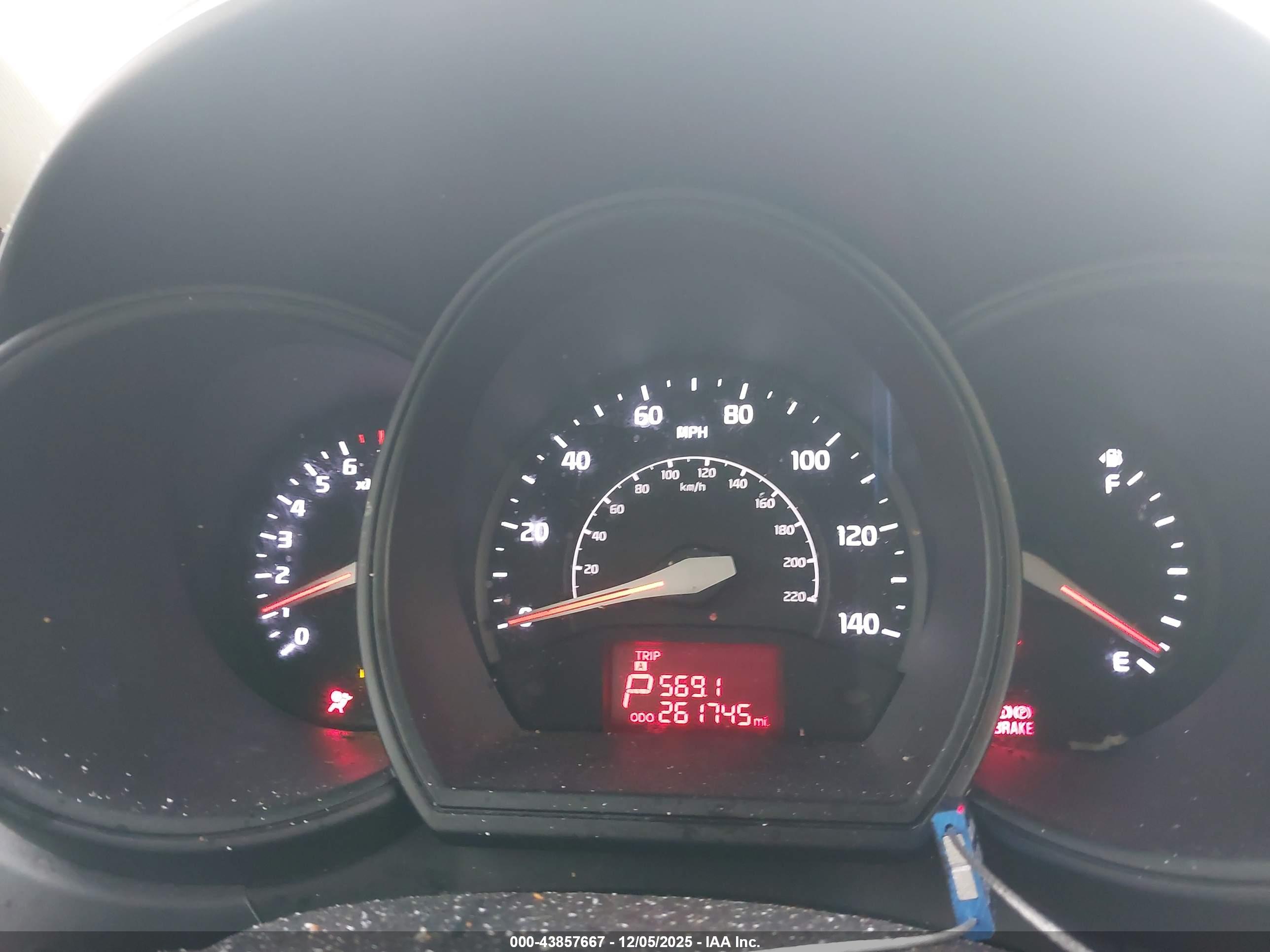 KIA RIO image 7