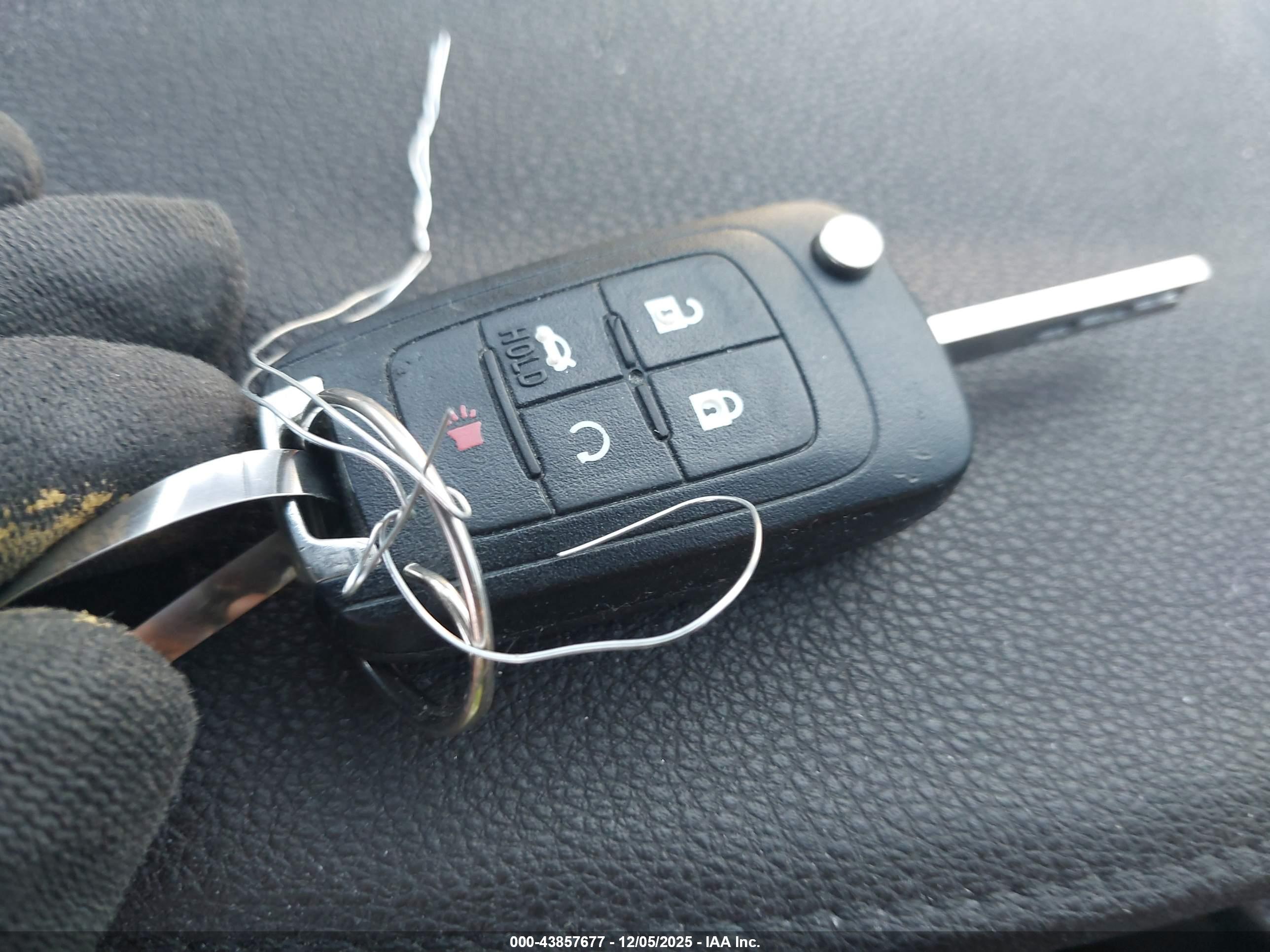 GMC TERRAIN image 11
