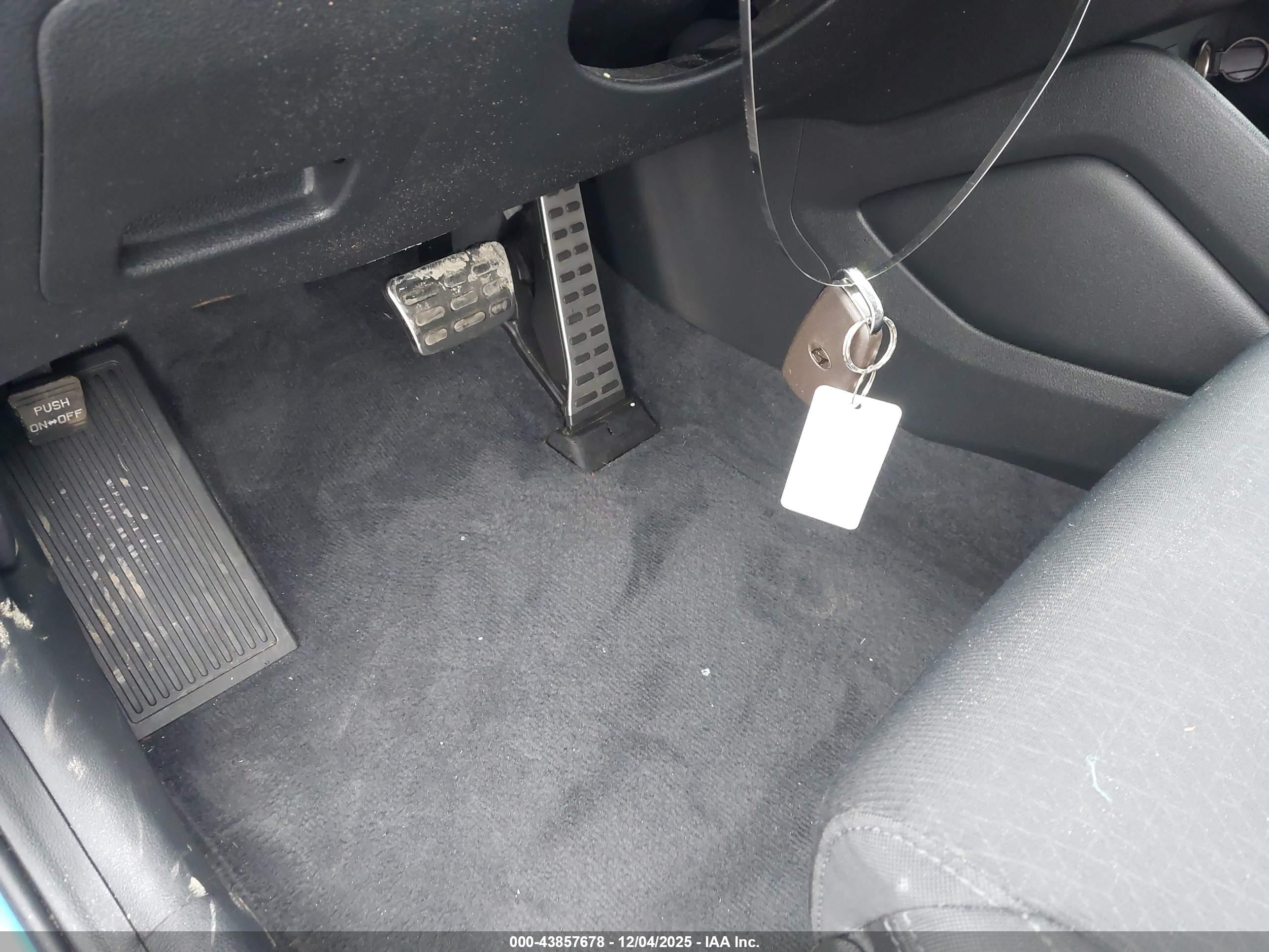 HYUNDAI TUCSON image 11