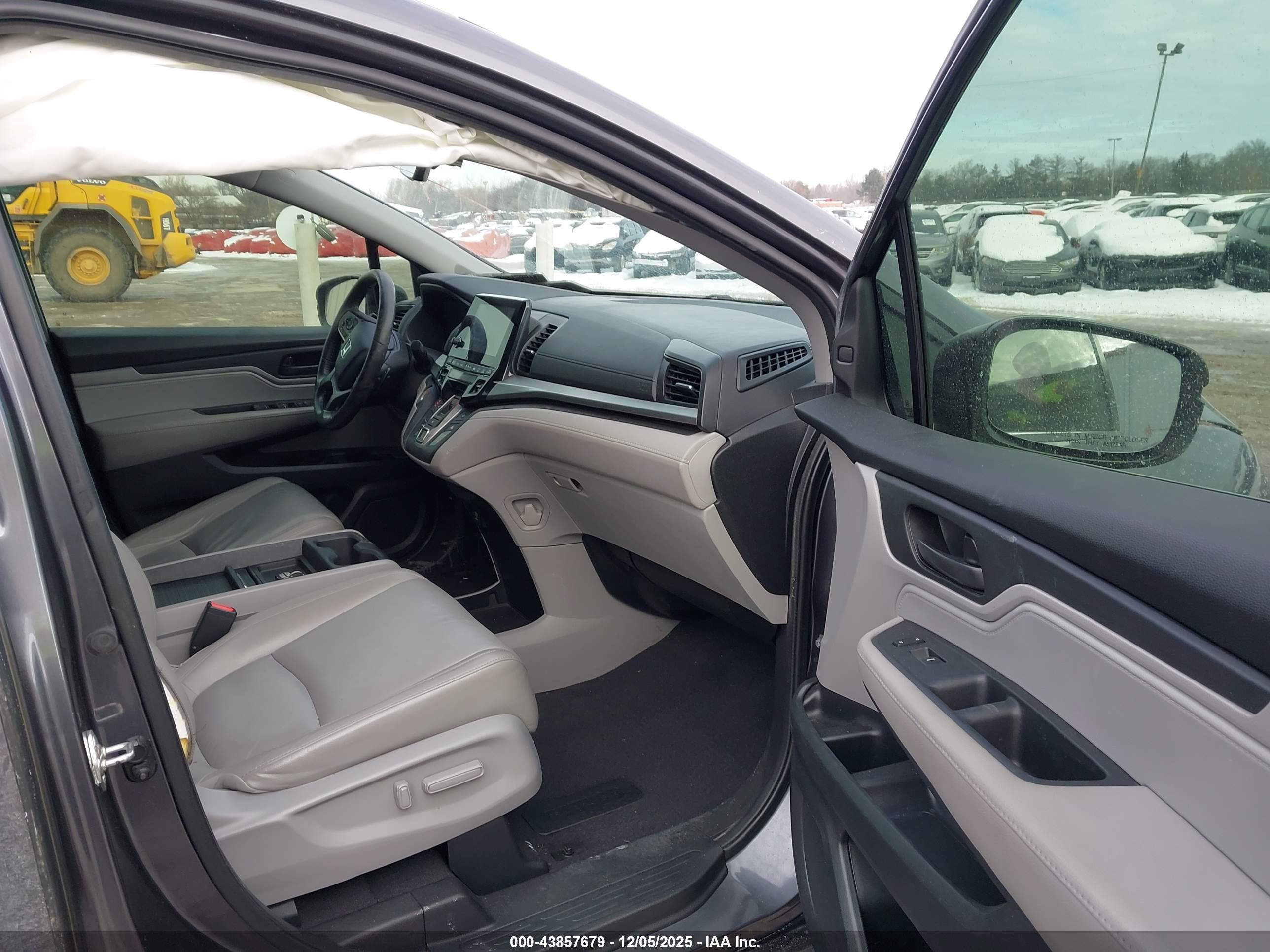 HONDA ODYSSEY image 5