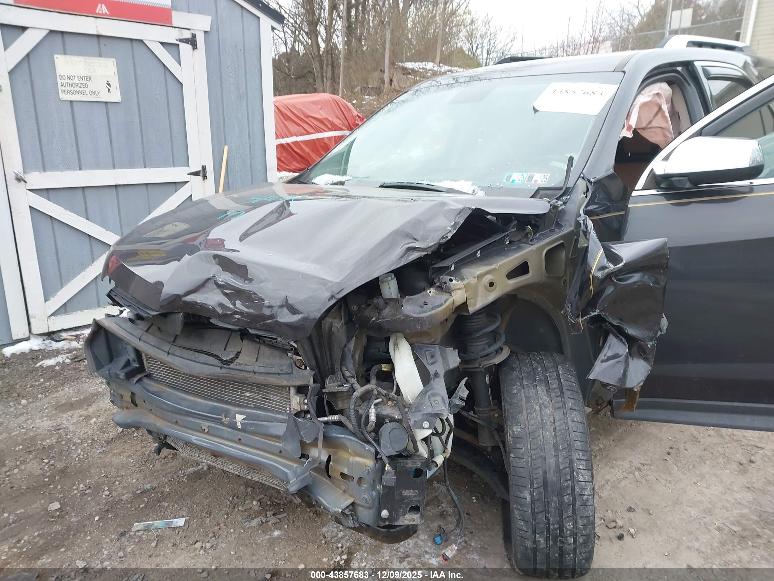 CHEVROLET EQUINOX image 6
