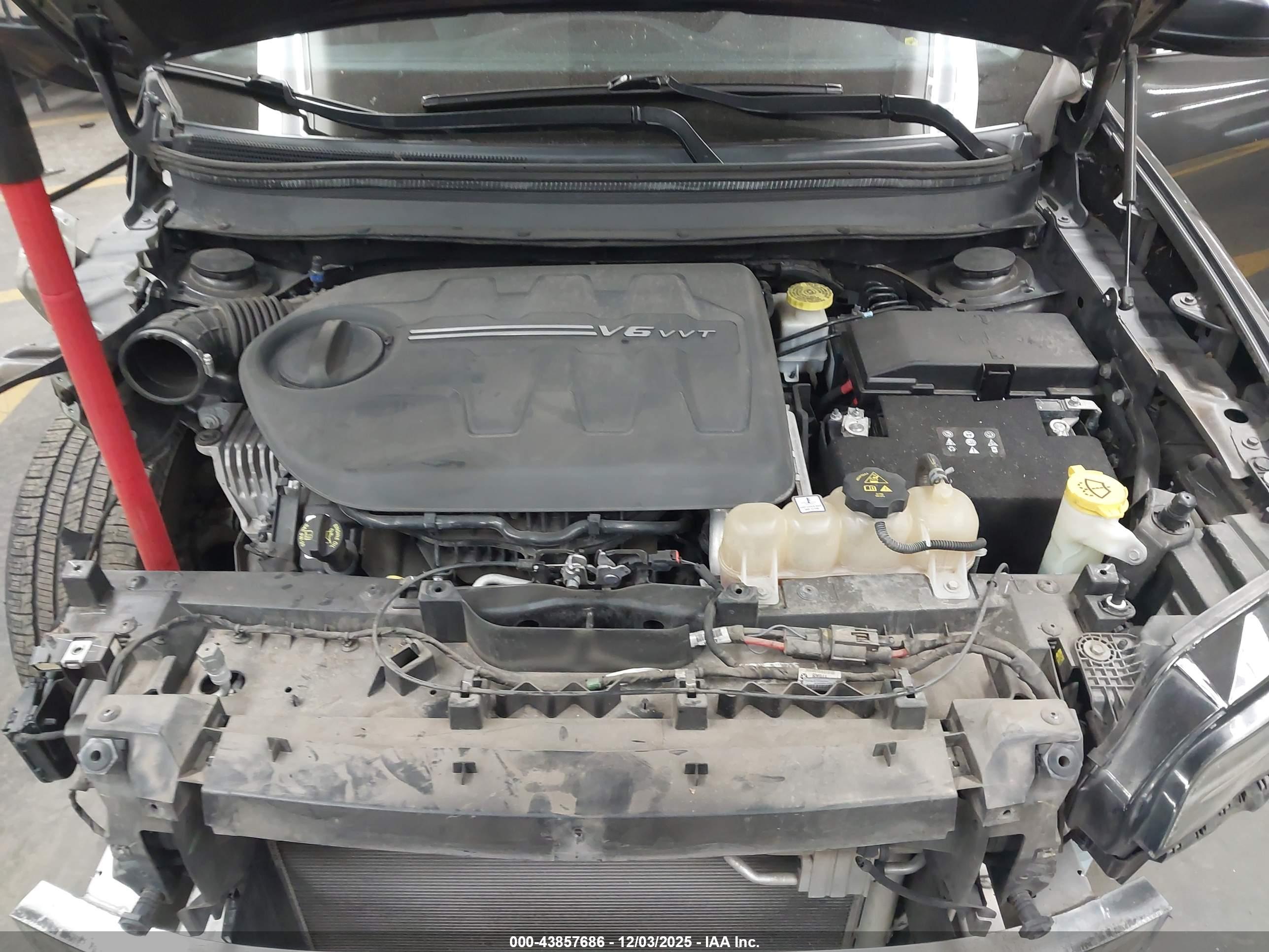 JEEP CHEROKEE image 10
