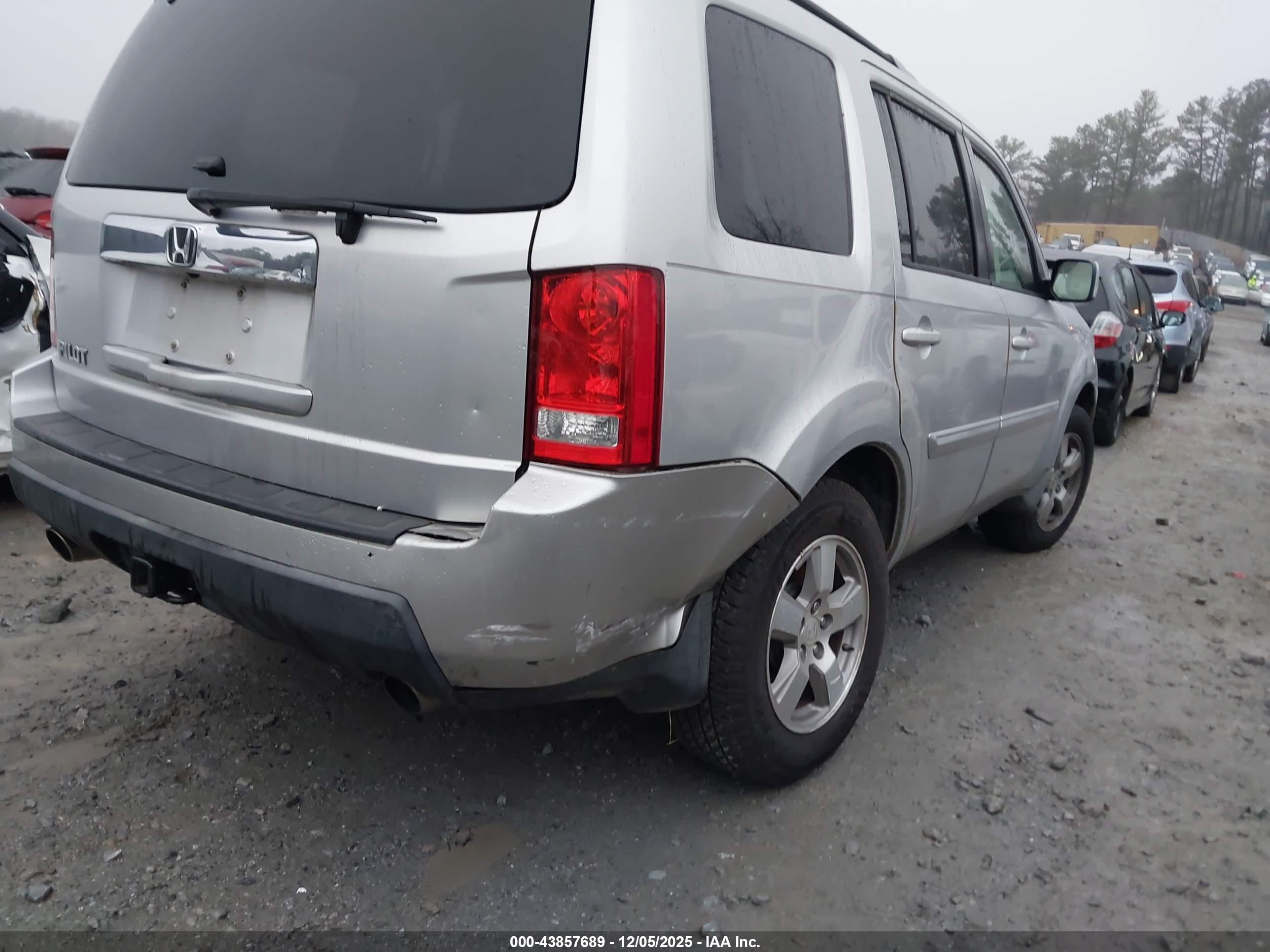 HONDA PILOT image 6