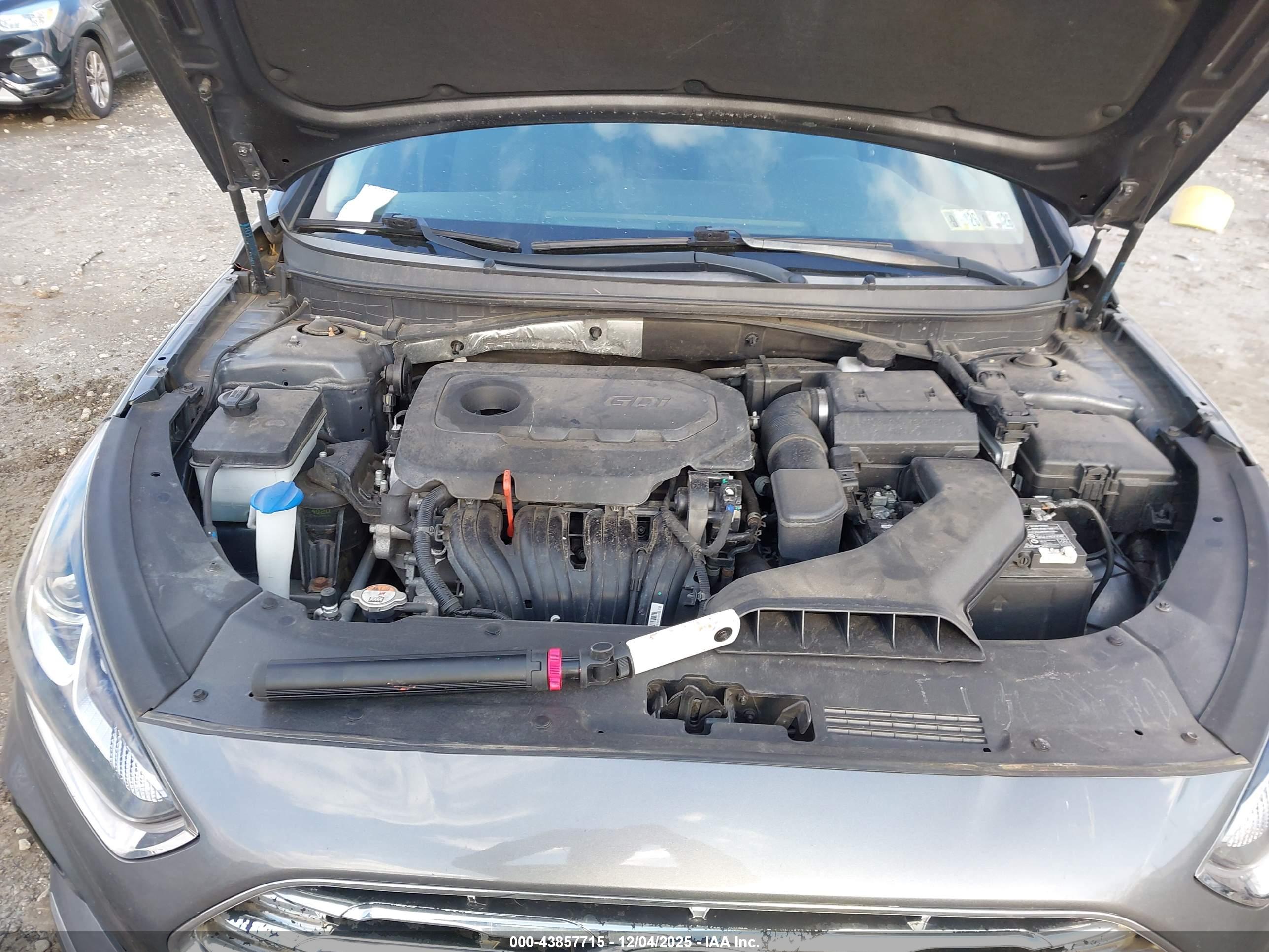 HYUNDAI SONATA image 10