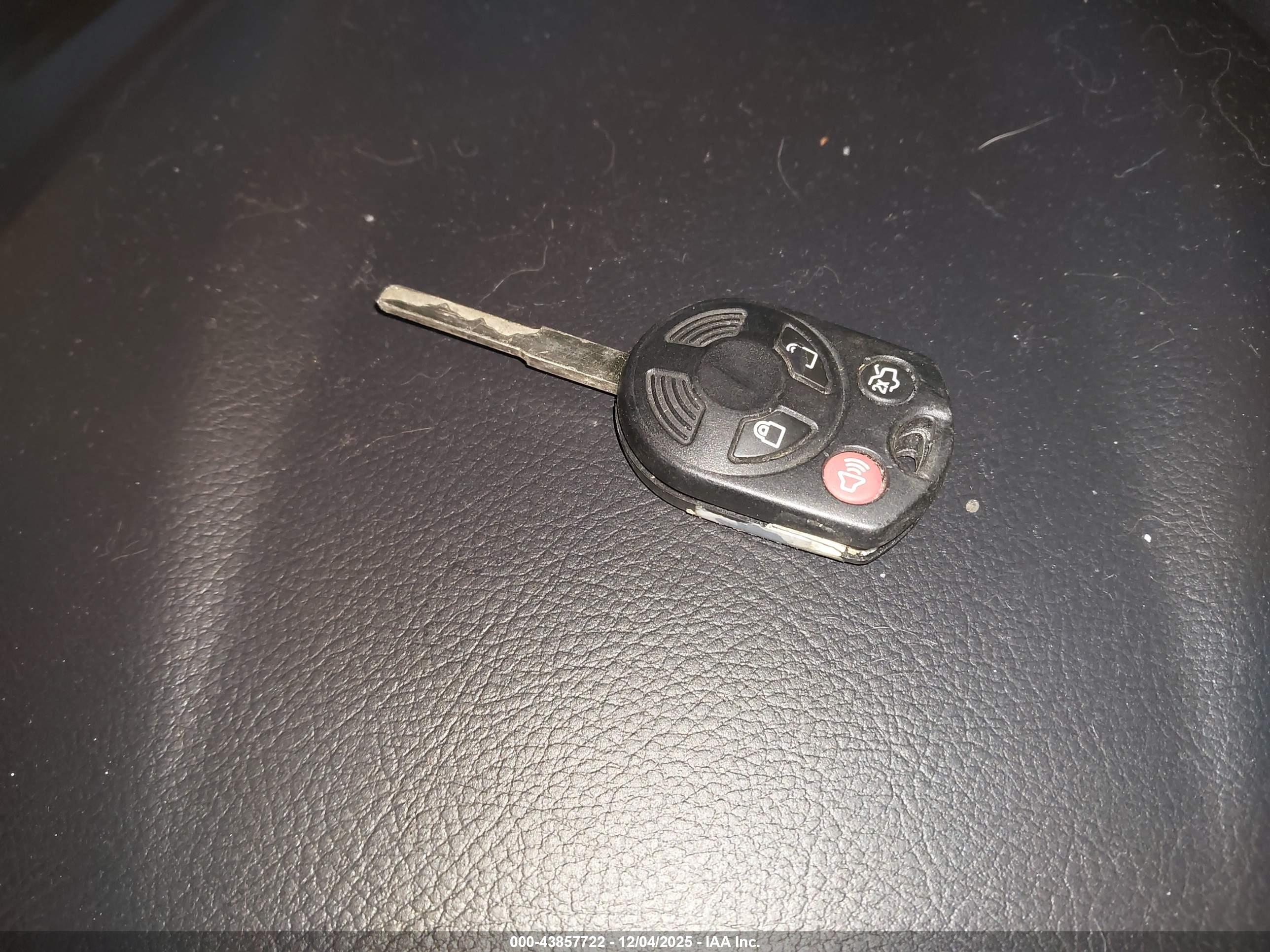 FORD FOCUS image 11
