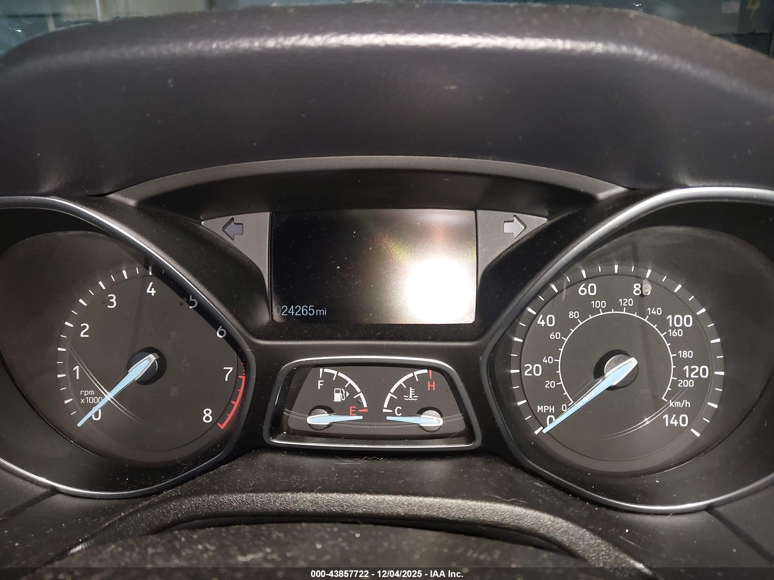 FORD FOCUS image 7
