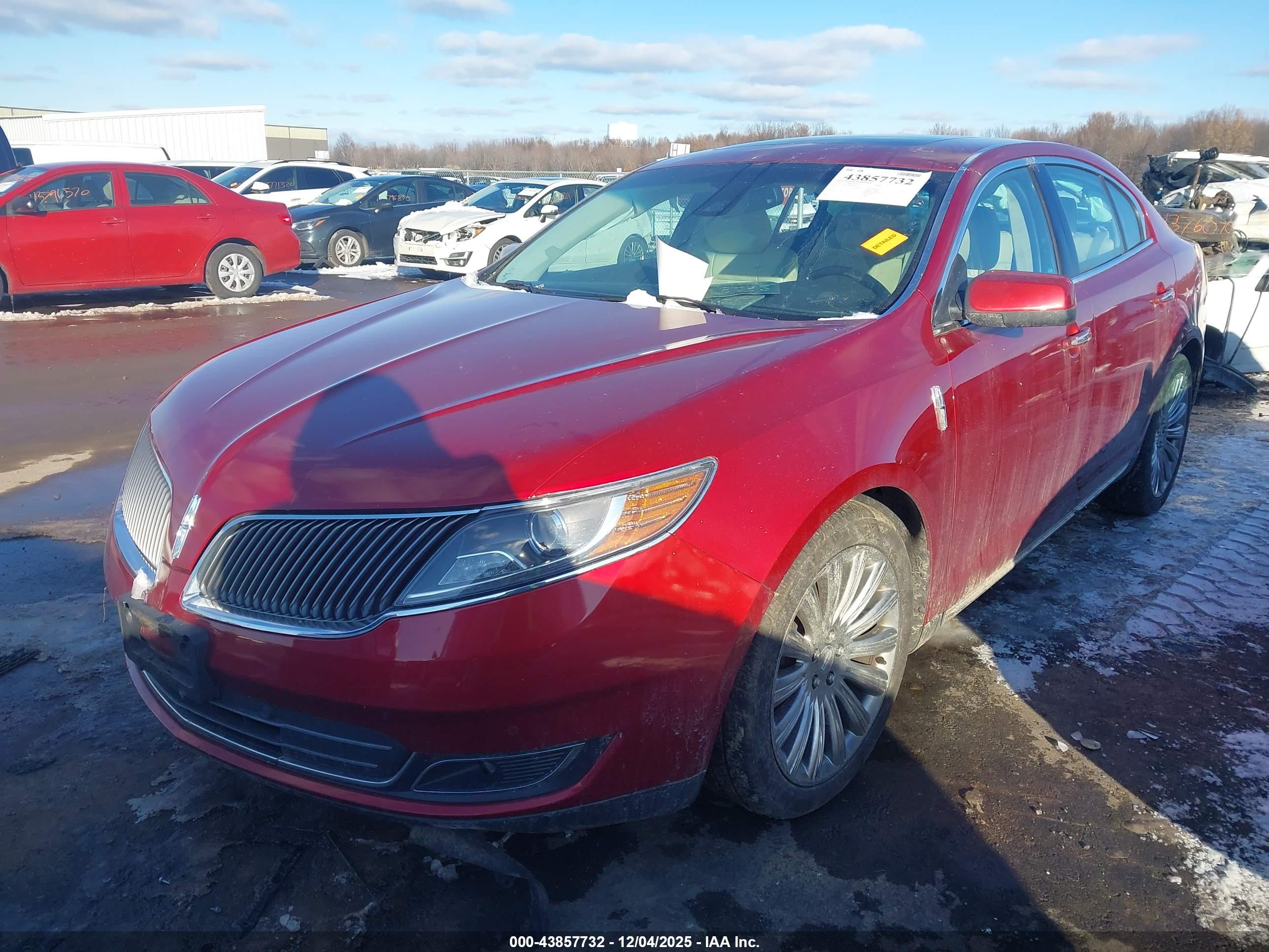 LINCOLN MKS image 2