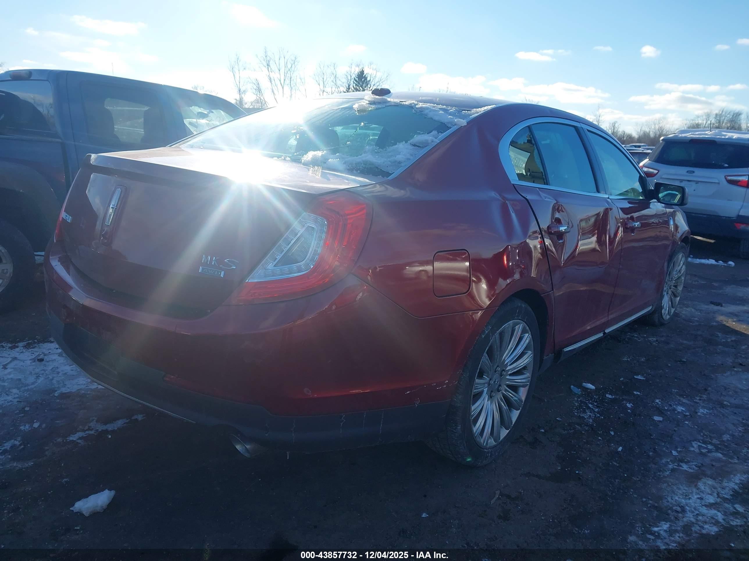 LINCOLN MKS image 4